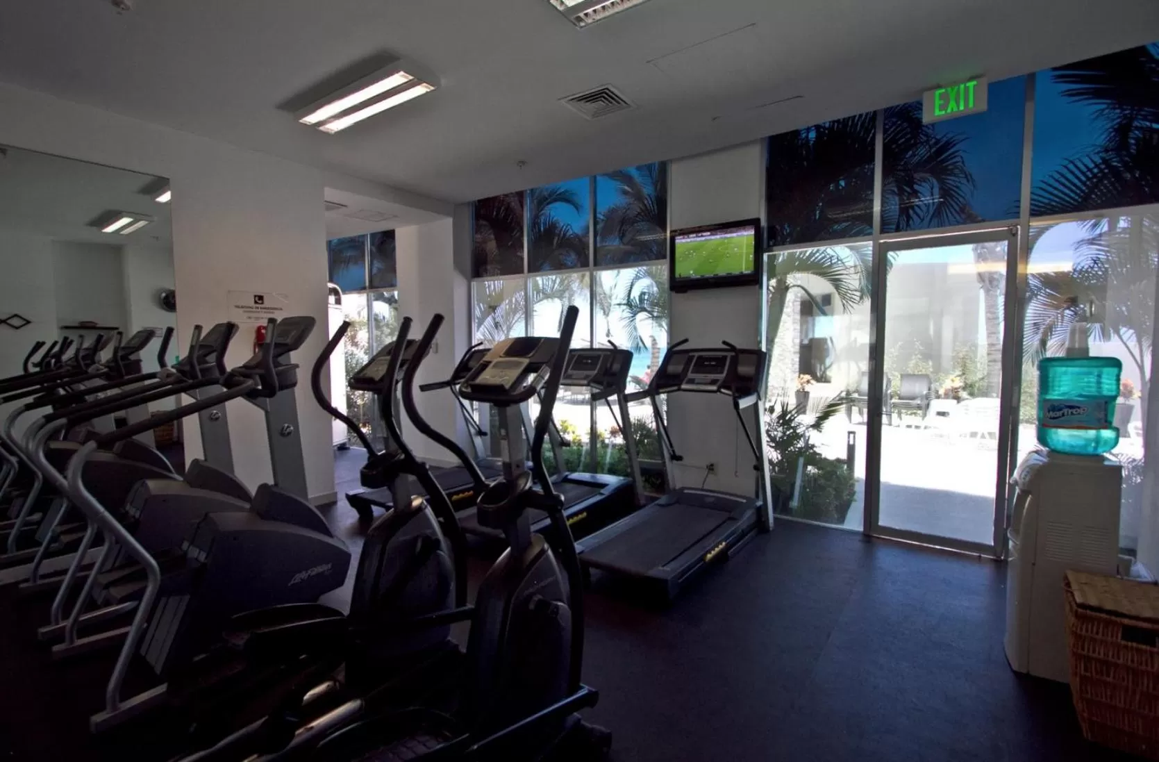 Fitness centre/facilities in Park Royal Beach Mazatlán
