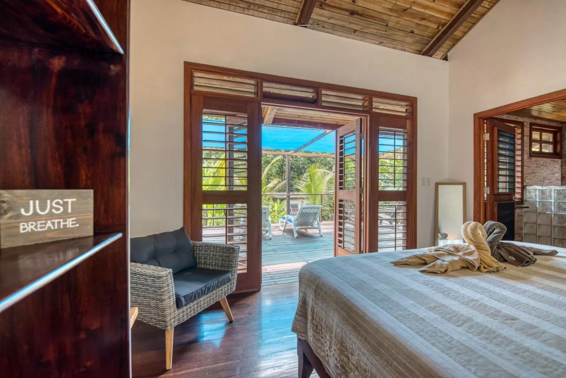 Superior King or Twin Room with Jungle View in Oasis Bluff Beach Superior King or Twin Room with Jungle View in Oasis Bluff Beach