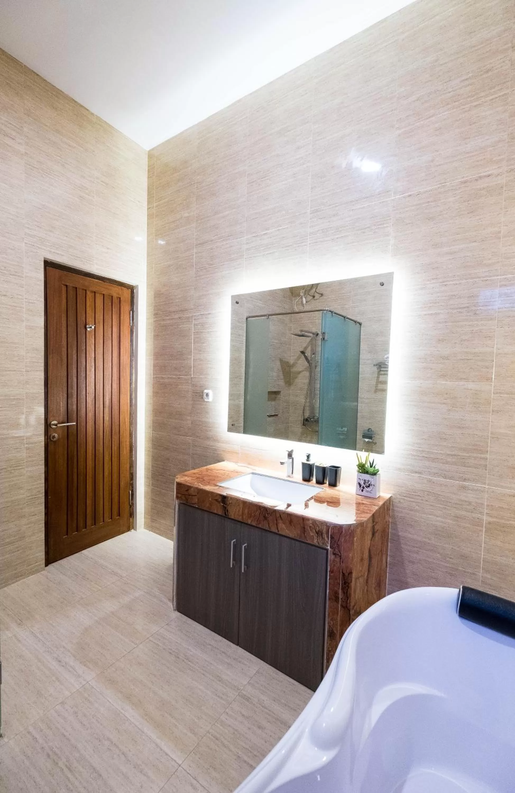 Bathroom, Bed in Bukit Indah Doda Hotel & Resorts