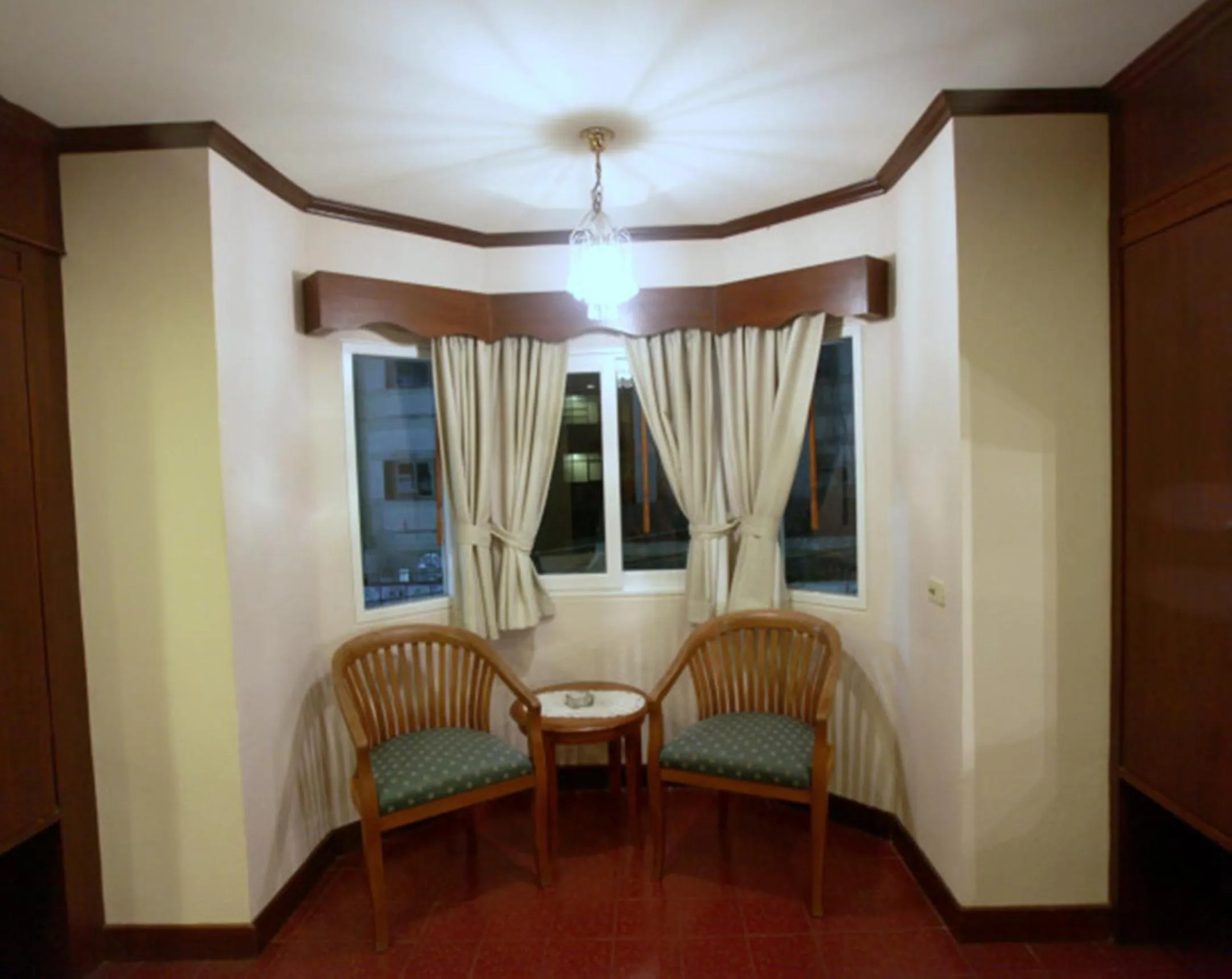 Seating area in Karon Cafe Inn