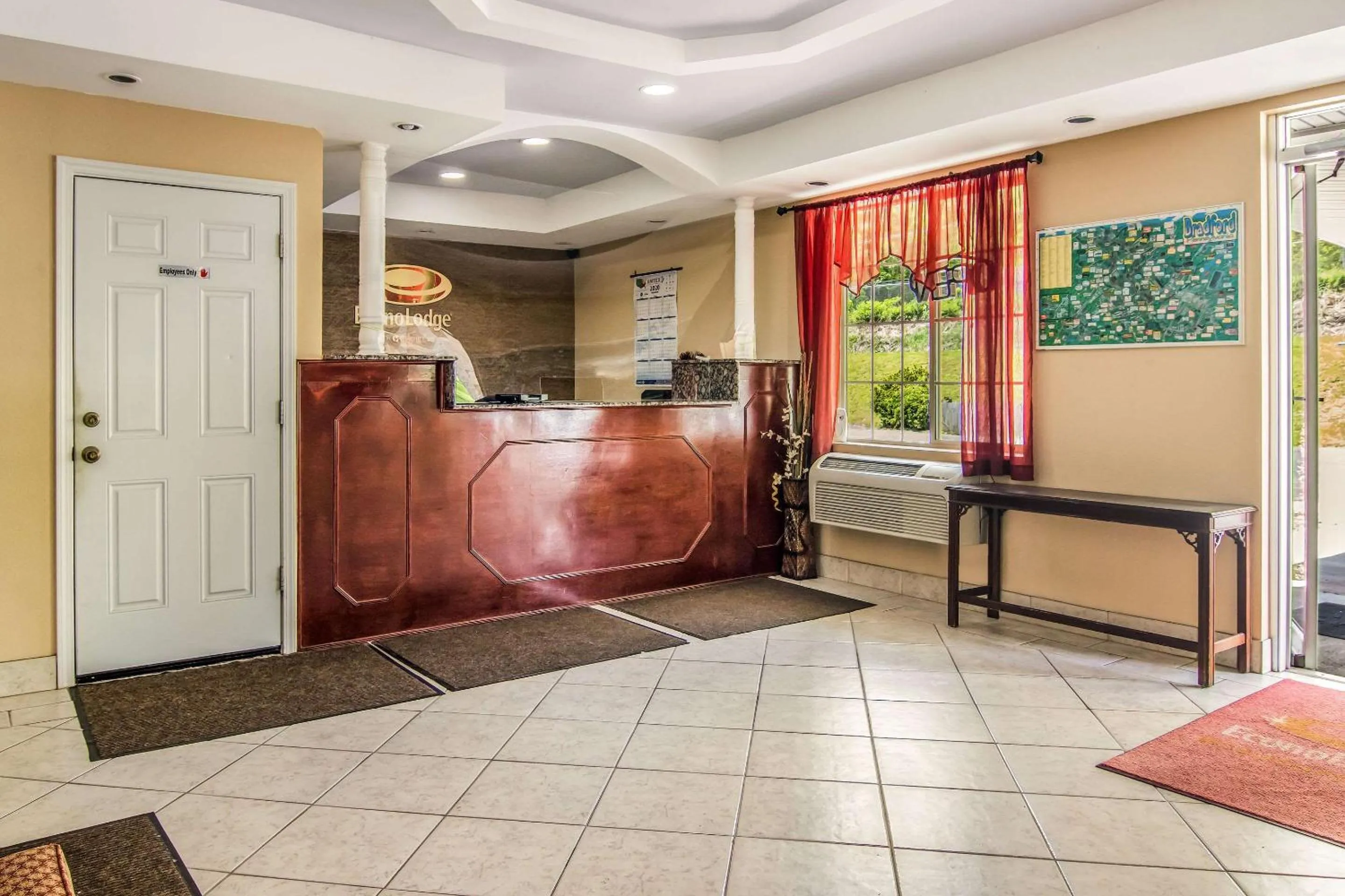 Lobby or reception in Econo Lodge Hotel Bradford