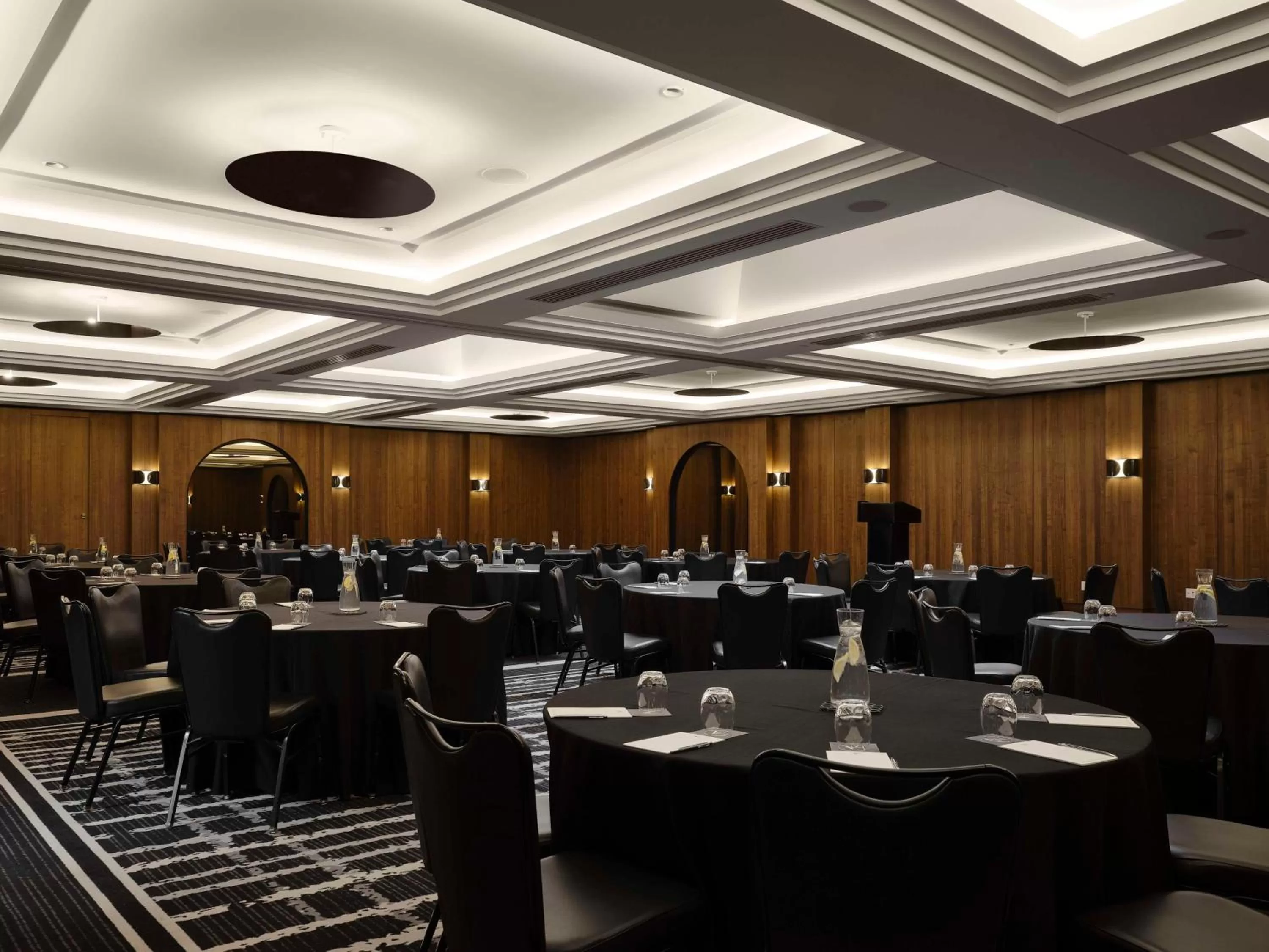 Meeting/conference room in Vogue Hotel Montreal Downtown, Curio Collection by Hilton