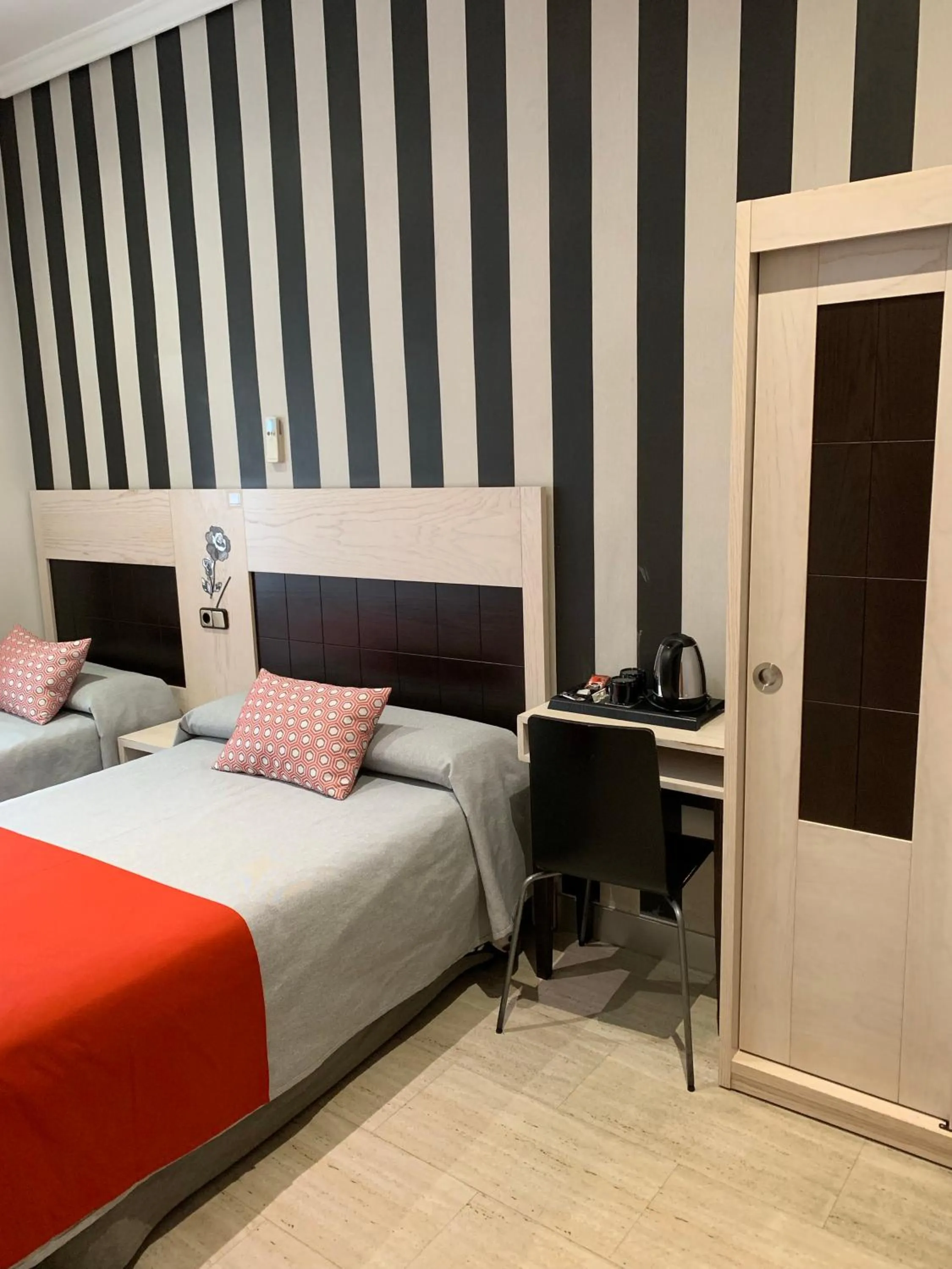 Photo of the whole room, Bed in Hostal Castilla I Atocha