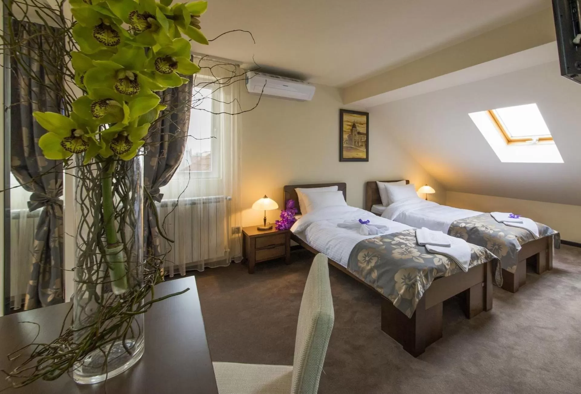 Classic Triple Room - single occupancy in Garni Hotel Central Lux