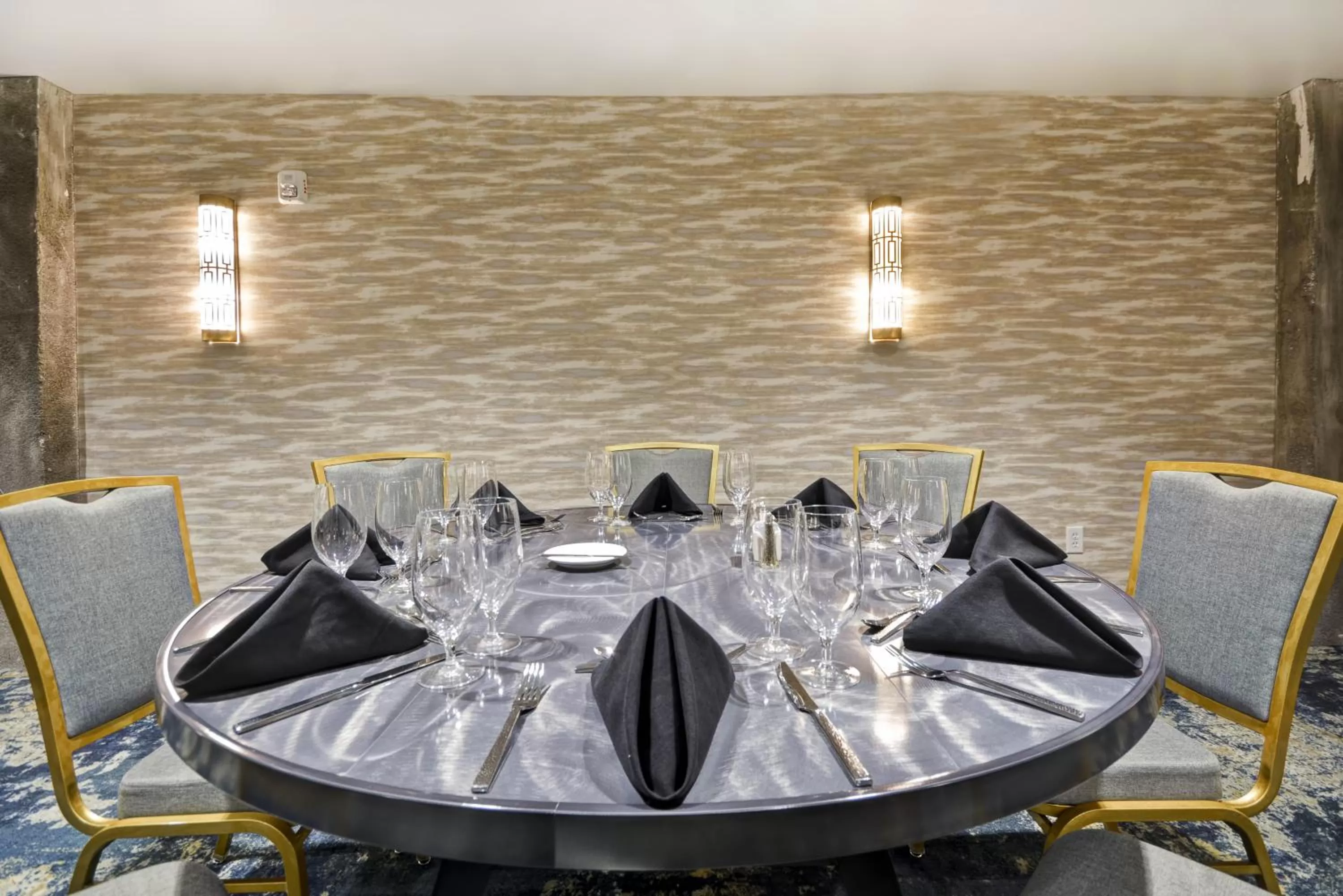 Meeting/conference room in Hotel Indigo Kansas City - The Crossroads by IHG