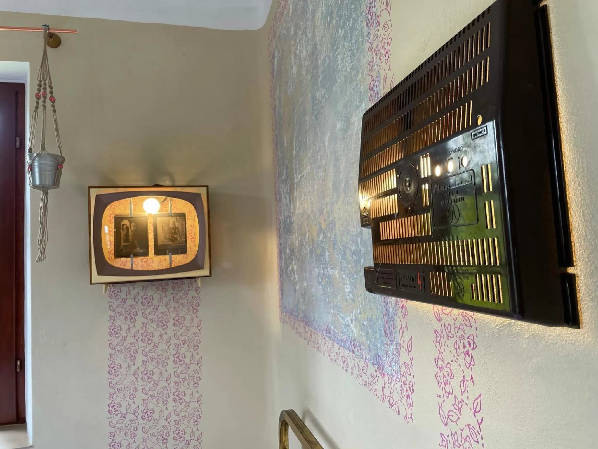 HARABURDI® Recyclart Hotel