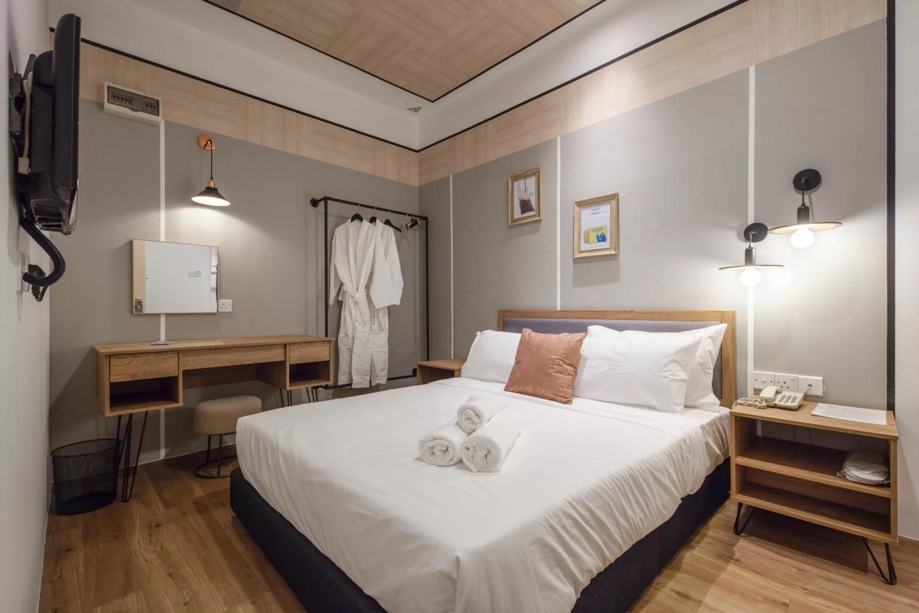 Bedroom, Bed in One Heritage Hotel