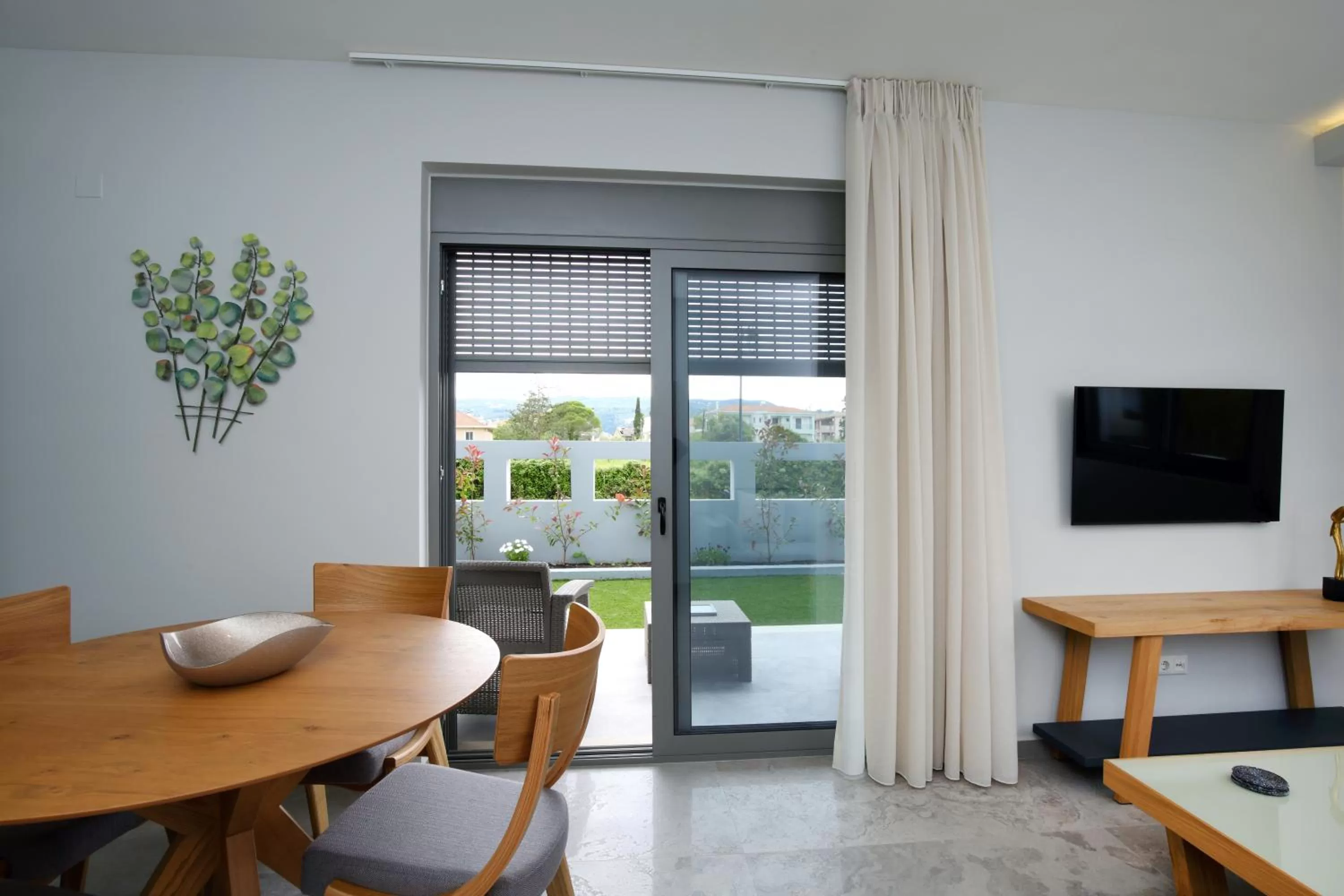 TV and multimedia in Carabella Residence