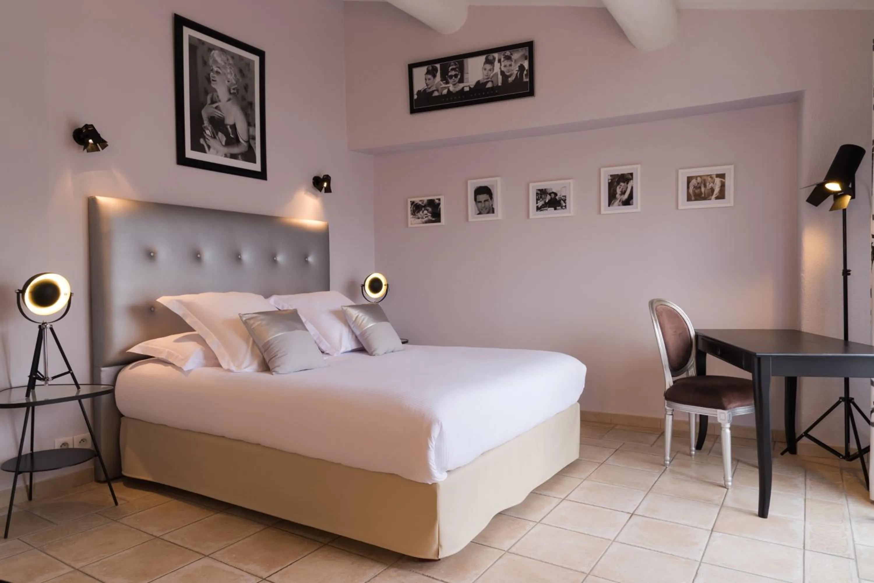 Prestige (2 Adults) in Mas des Romarins, The Originals Relais