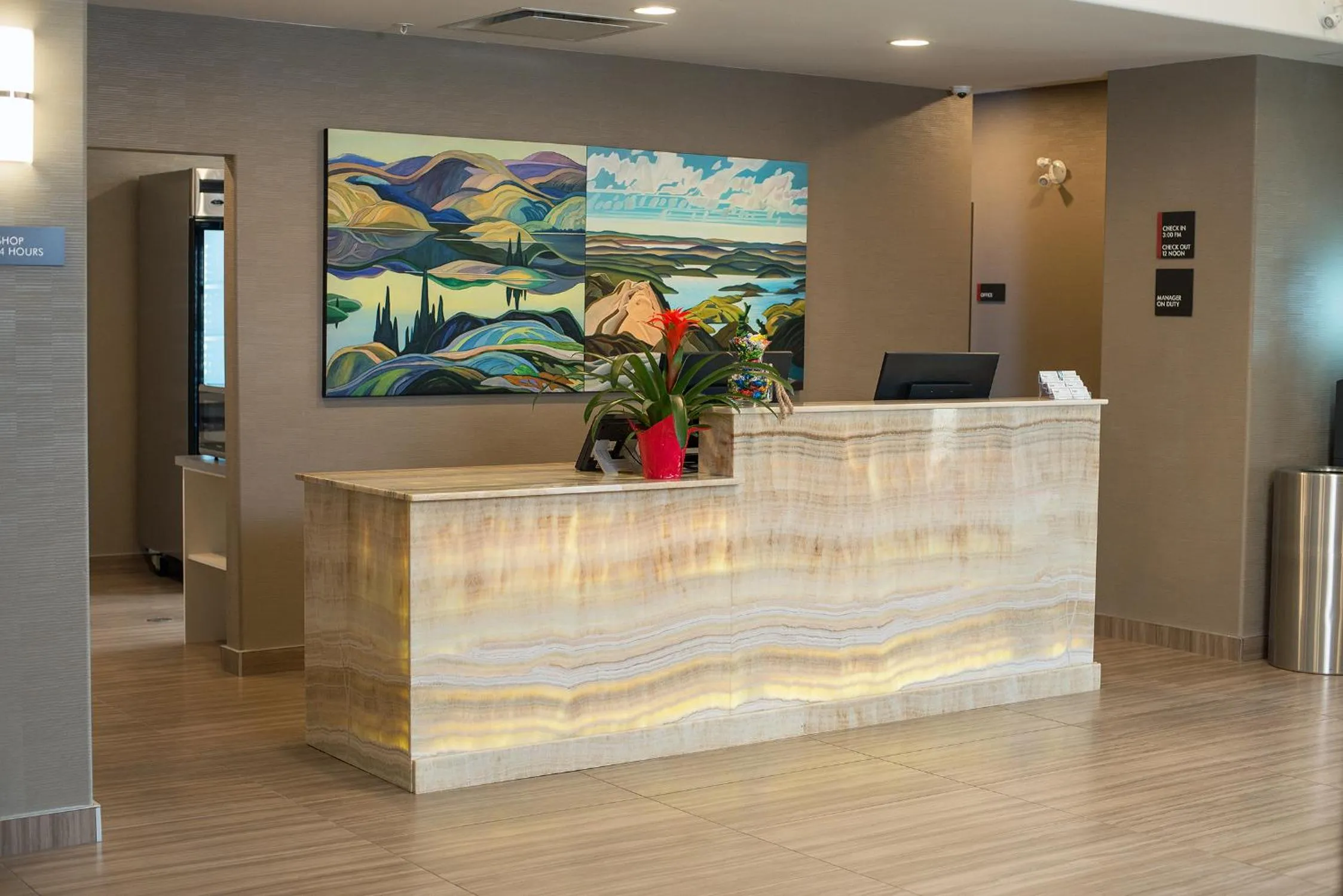 Lobby or reception in Encore Suites by Service Plus Inns