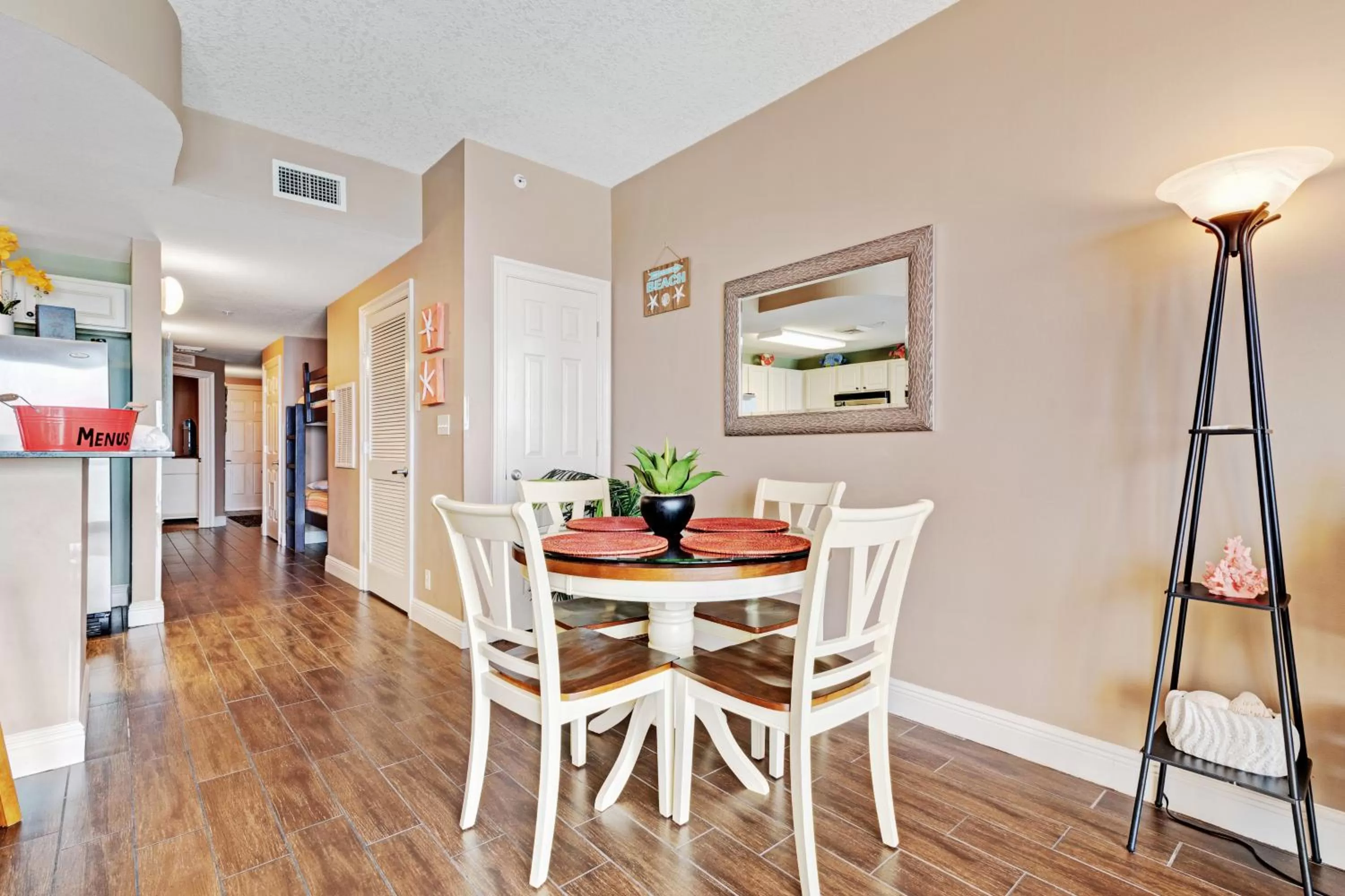 Dining Area in Calypso Resort