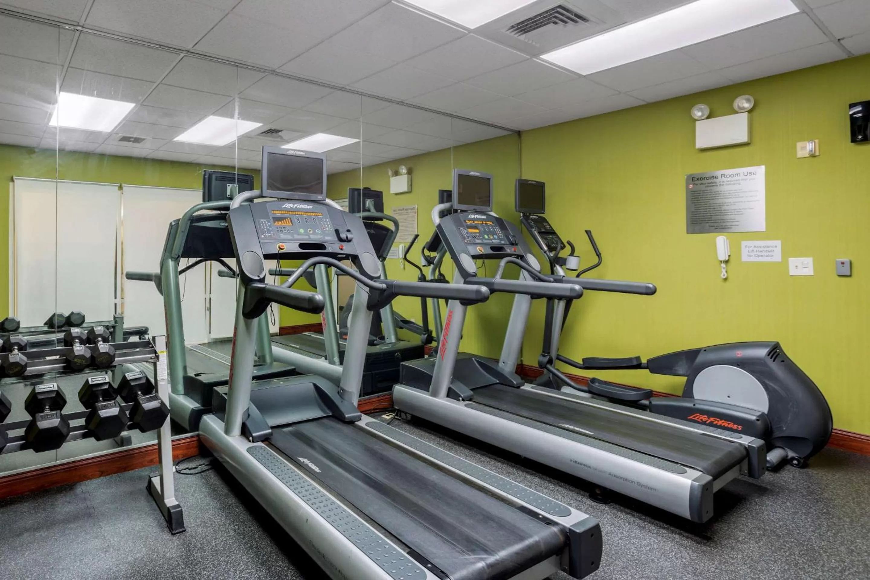 Fitness centre/facilities in Comfort Inn & Suites Mt Laurel-Philadelphia