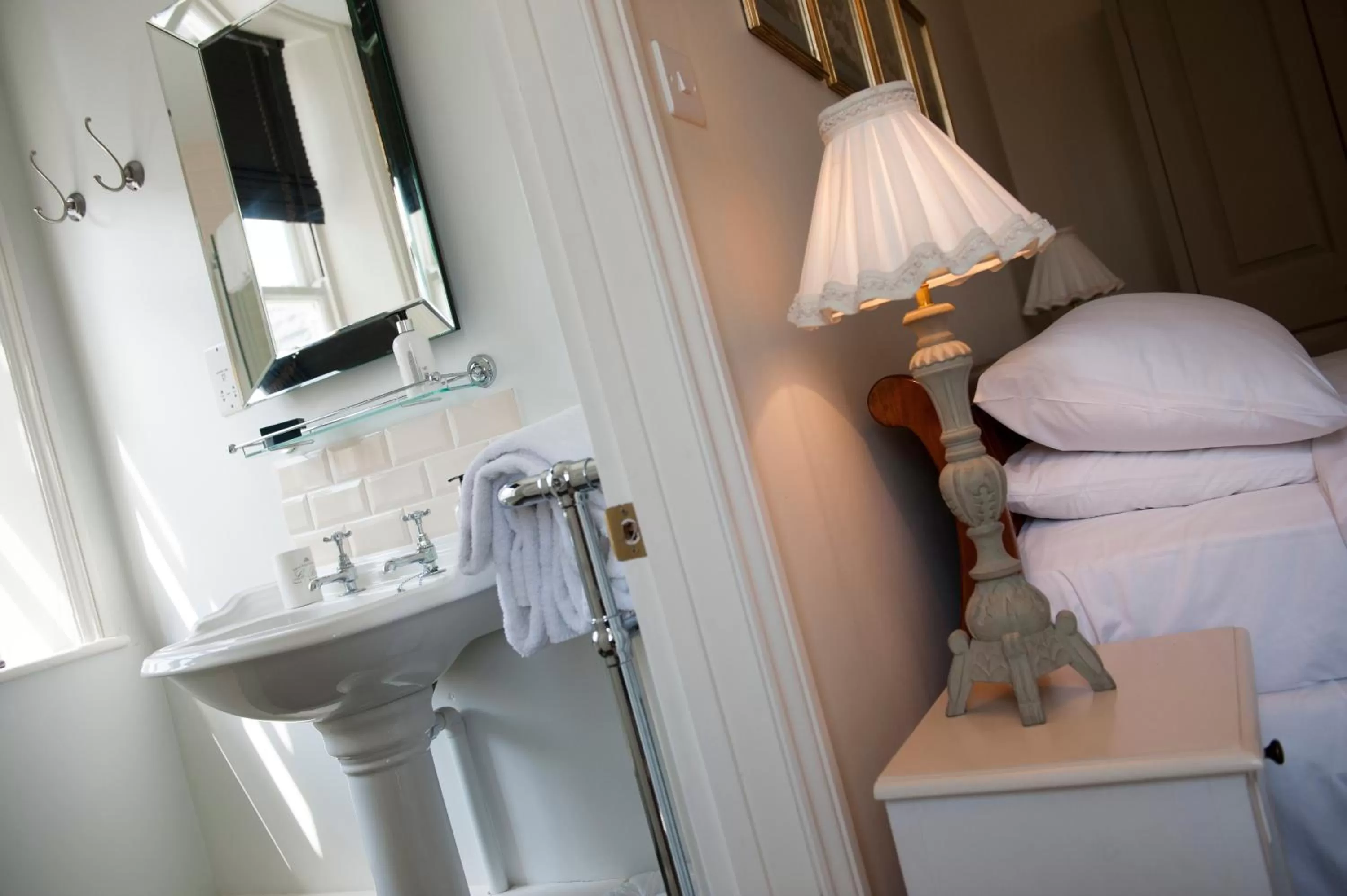 Decorative detail, Bathroom in The Bridge House
