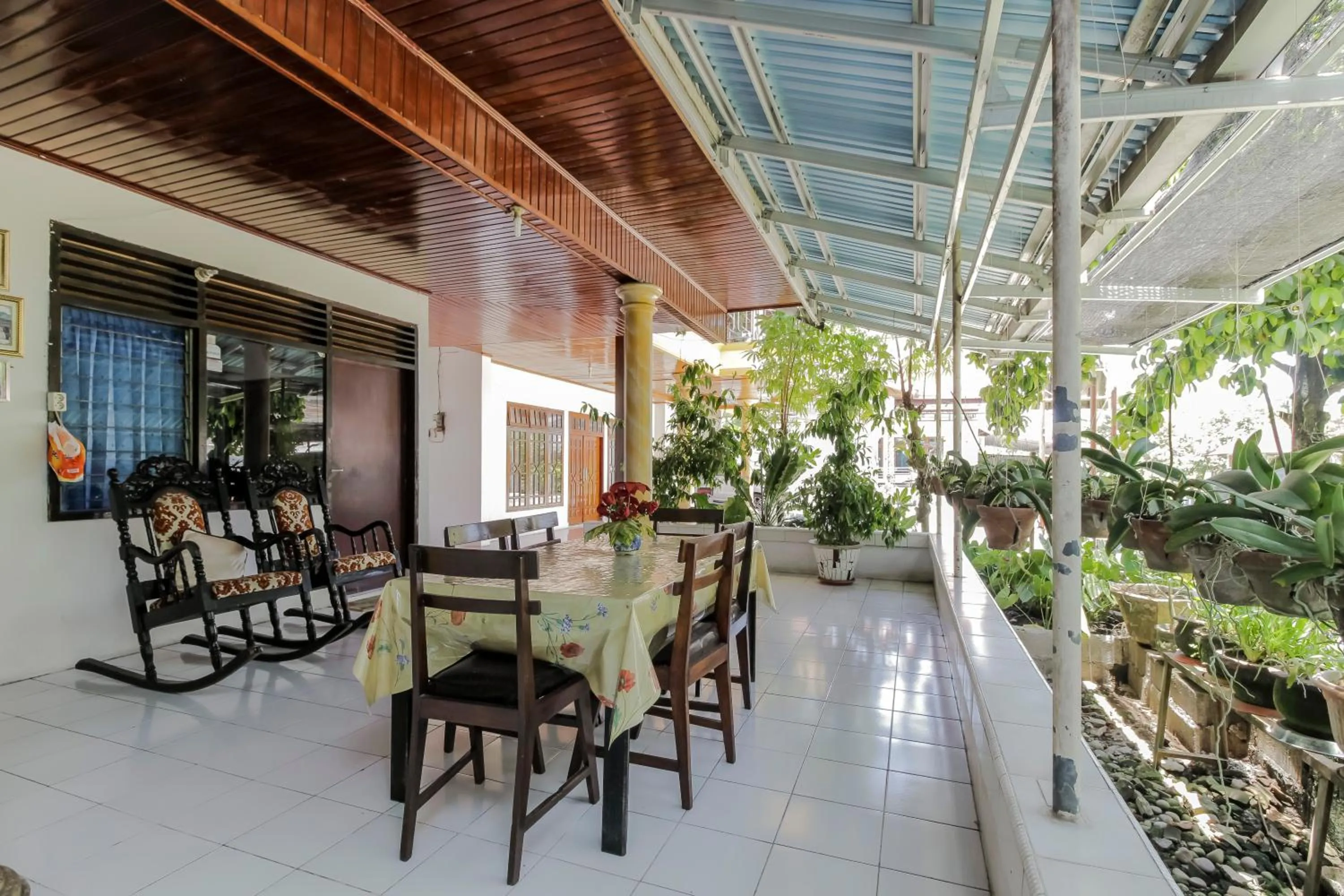 Property building in RedDoorz near Sam Ratulangi Airport Manado