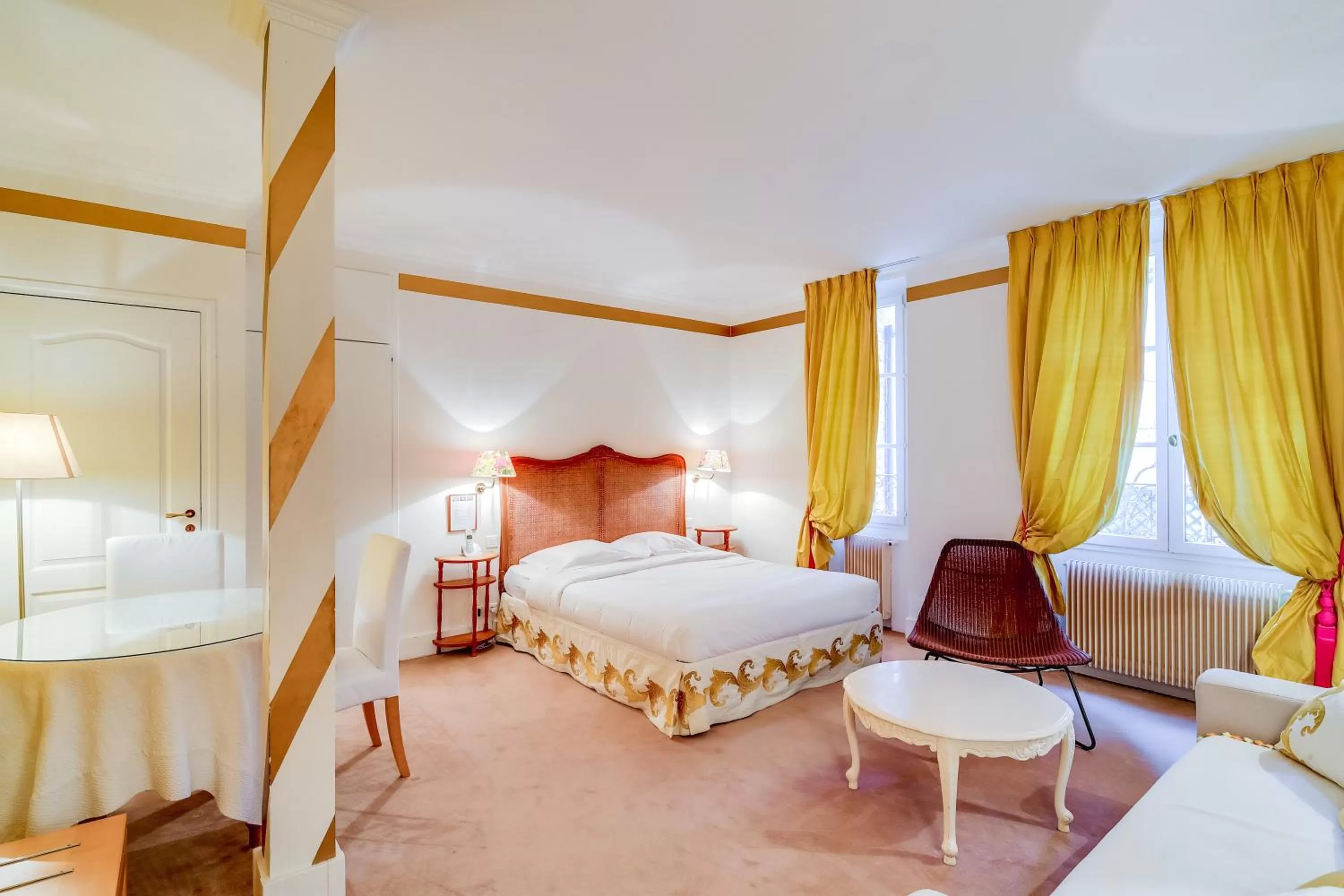 Photo of the whole room, Bed in Villa Escudier Appart-hôtel