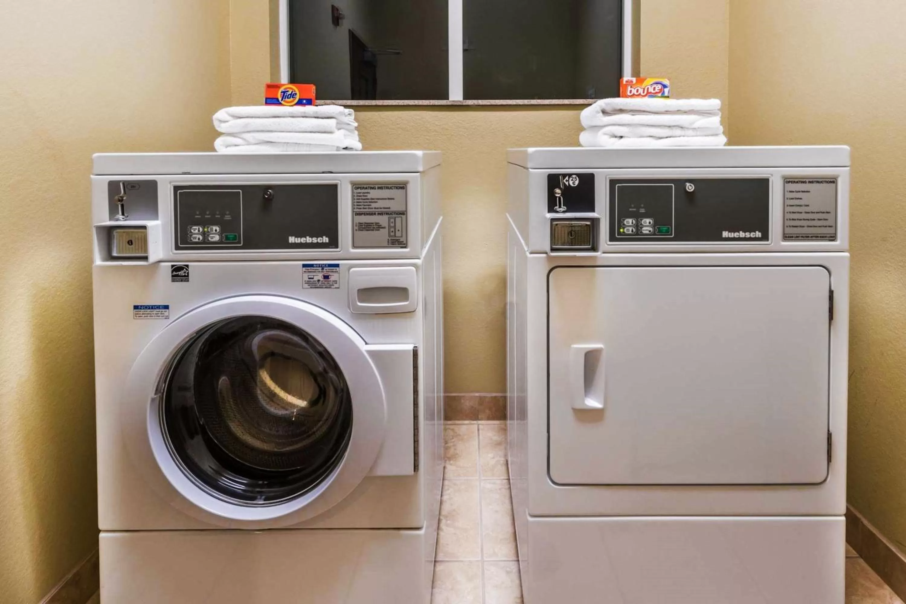 laundry in Days Inn & Suites by Wyndham Mineral Wells
