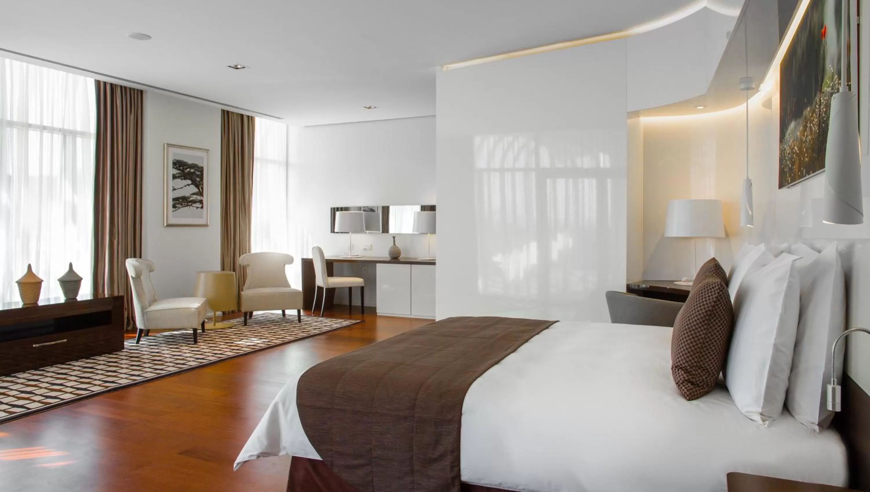 Bed in Radisson Blu Hotel & Convention Centre Kigali