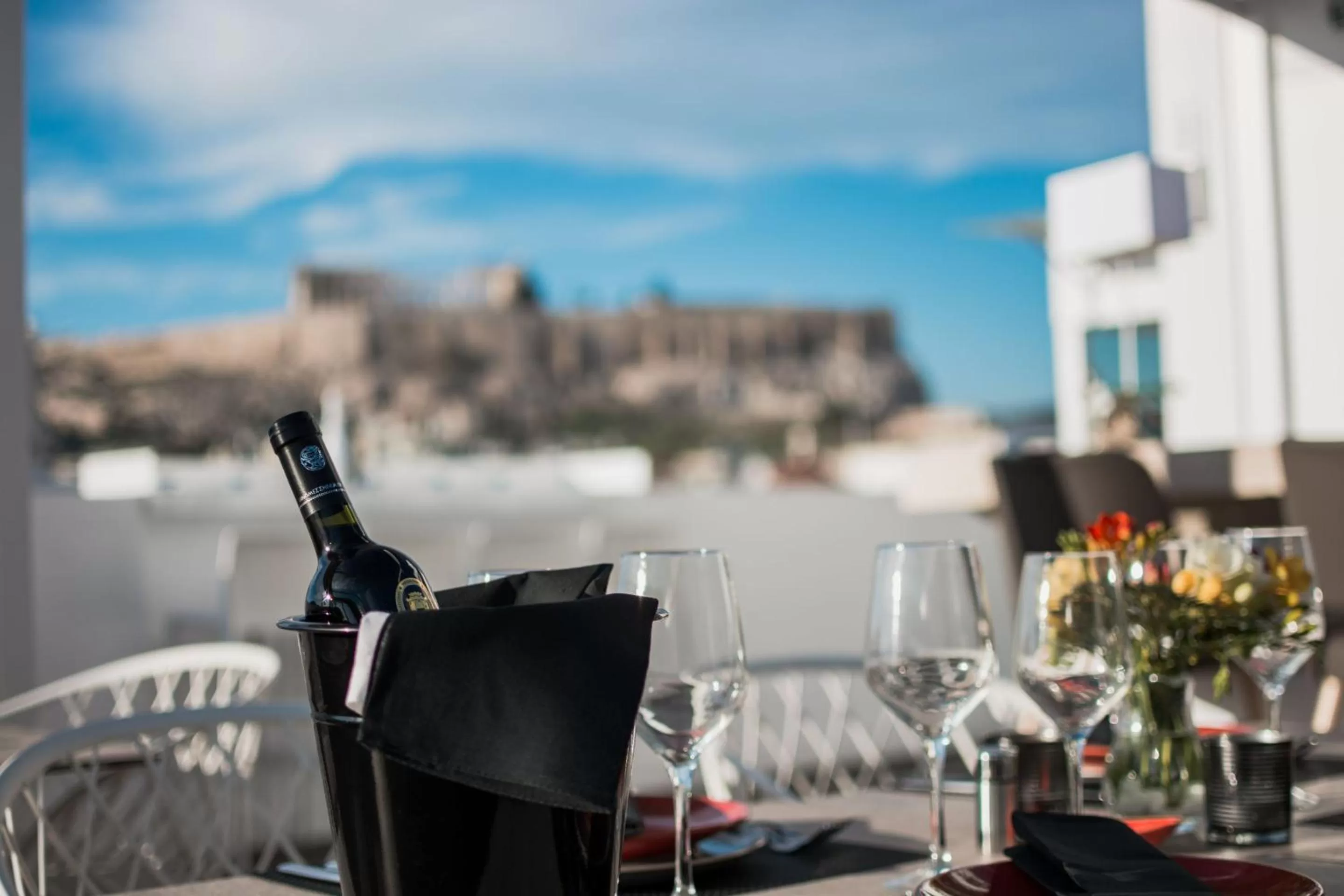 Day in Acropolis Select