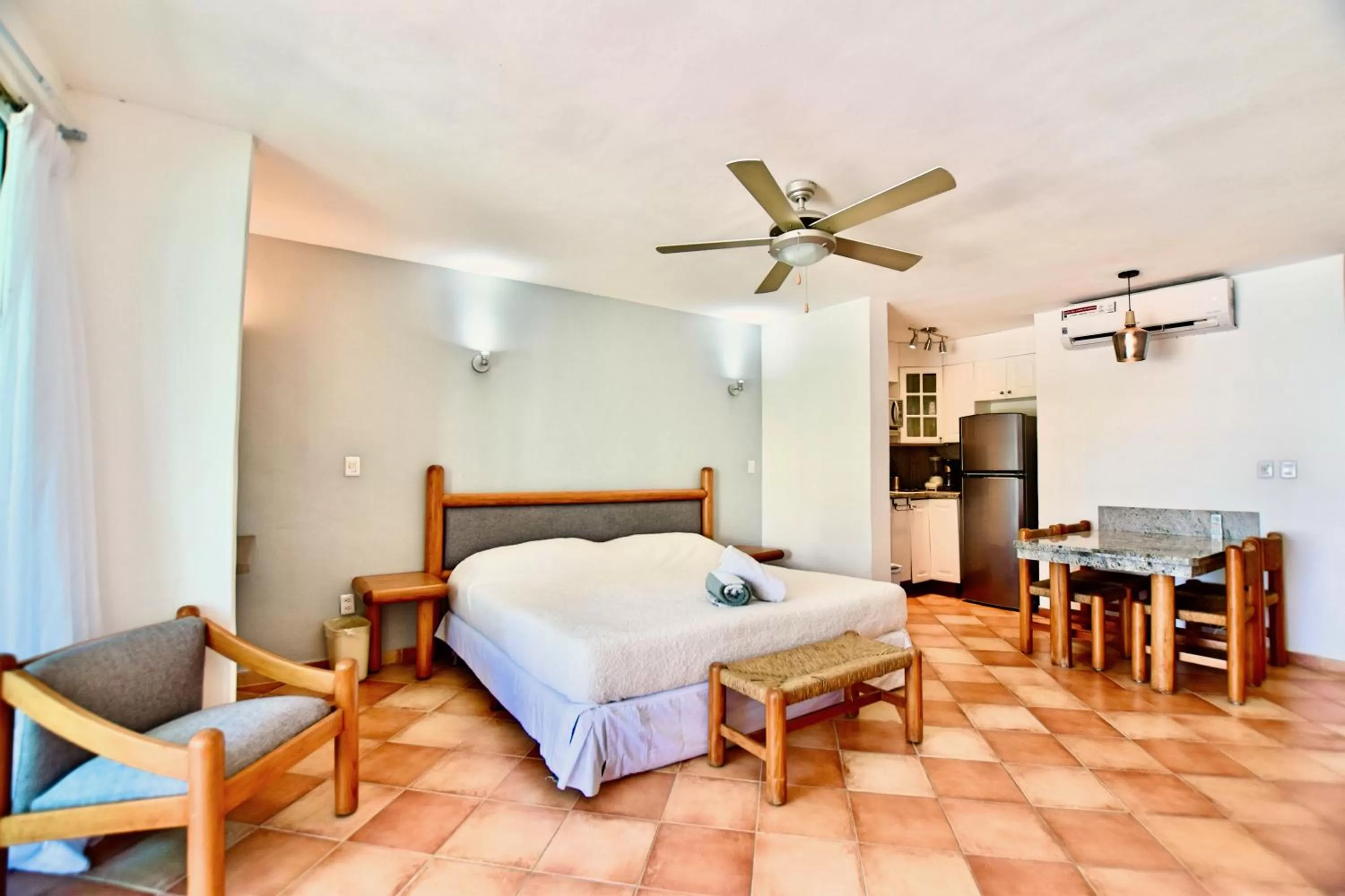 Photo of the whole room, Bed in Solymar Condo Beach Resort by Casago