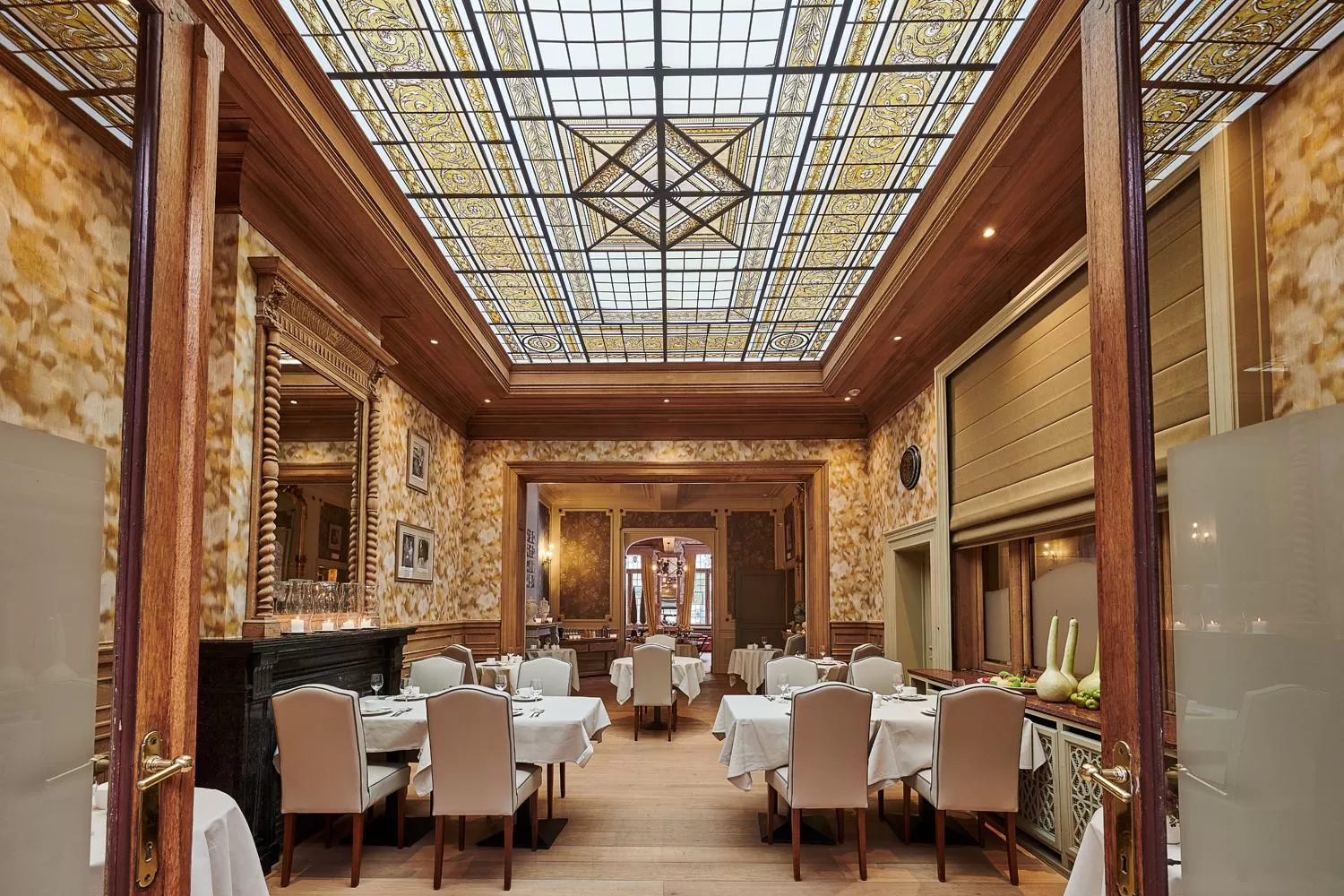 Restaurant/places to eat in Hotel Royal Astrid