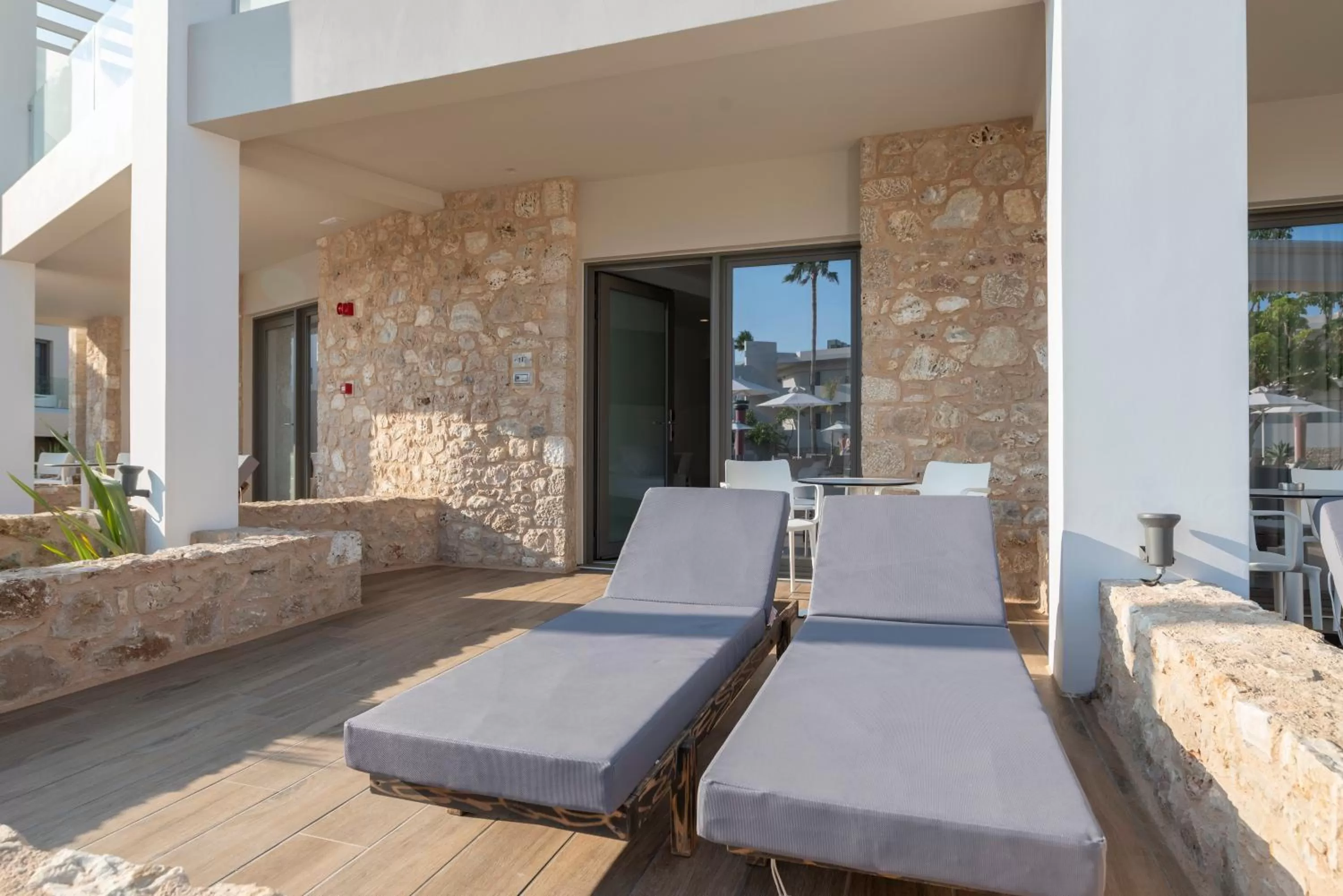 Balcony/Terrace in Apollon Hotel