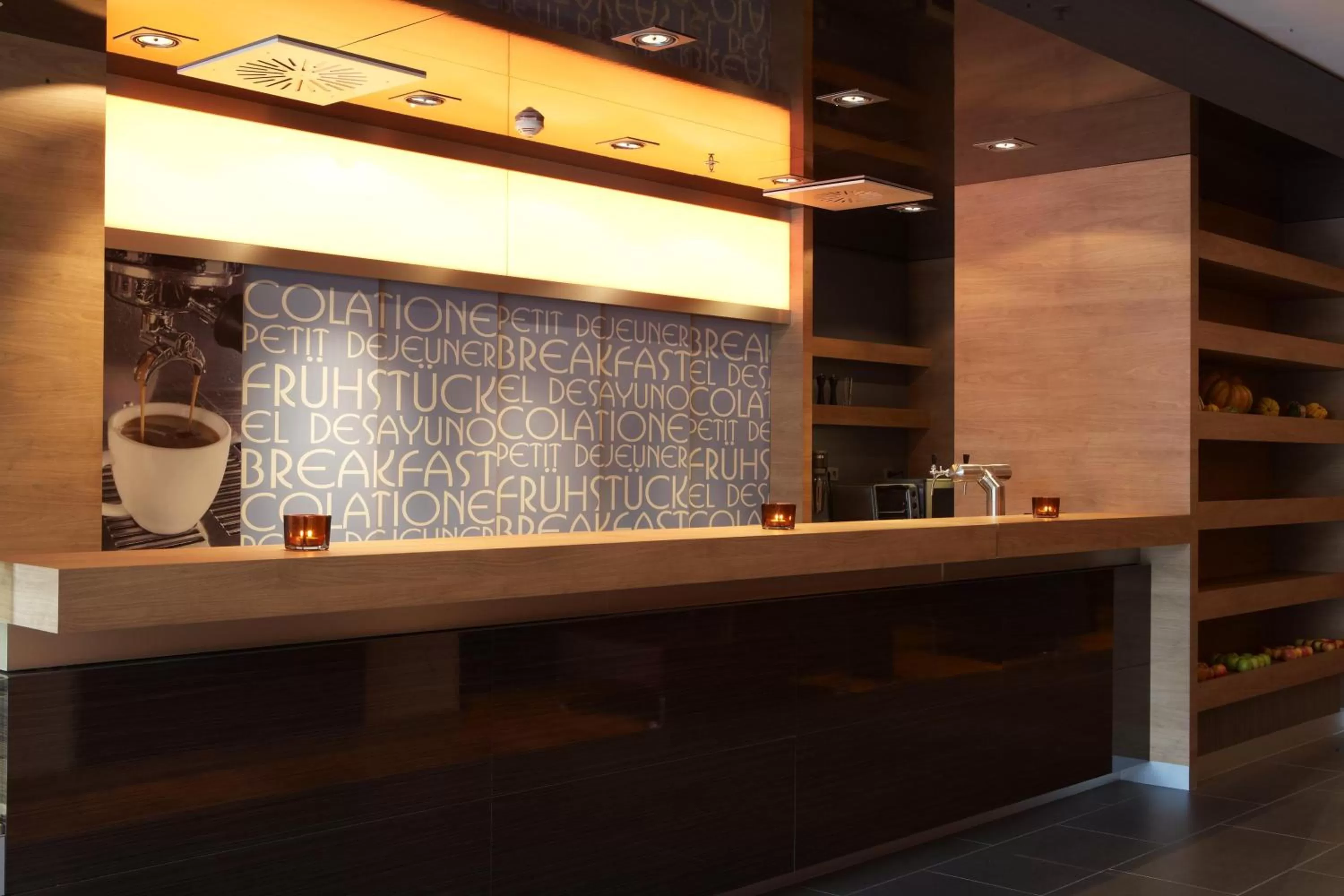 Restaurant/places to eat in IntercityHotel Mannheim