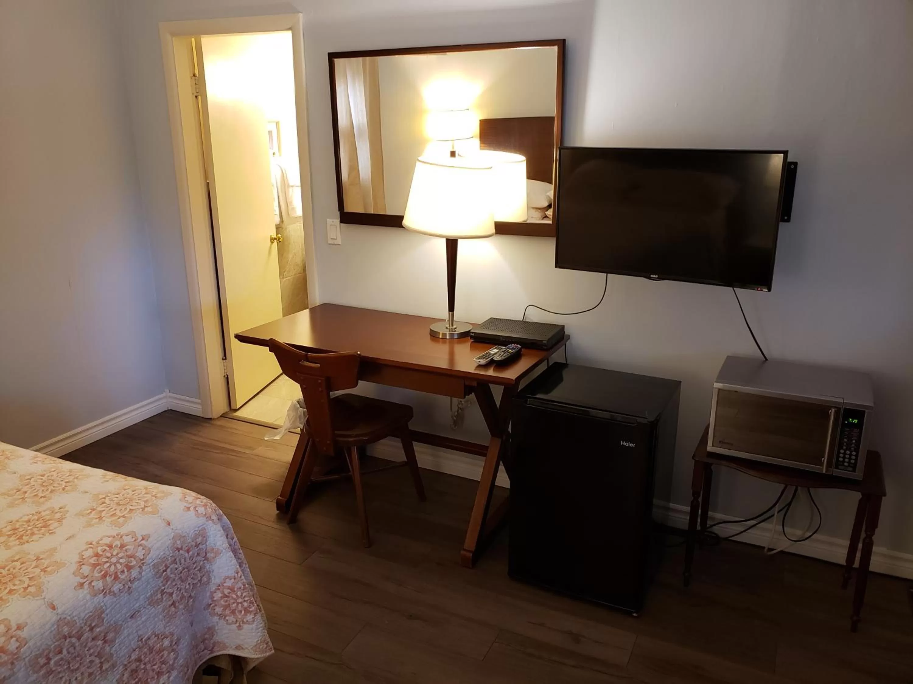 Bed in Pinecone Motel