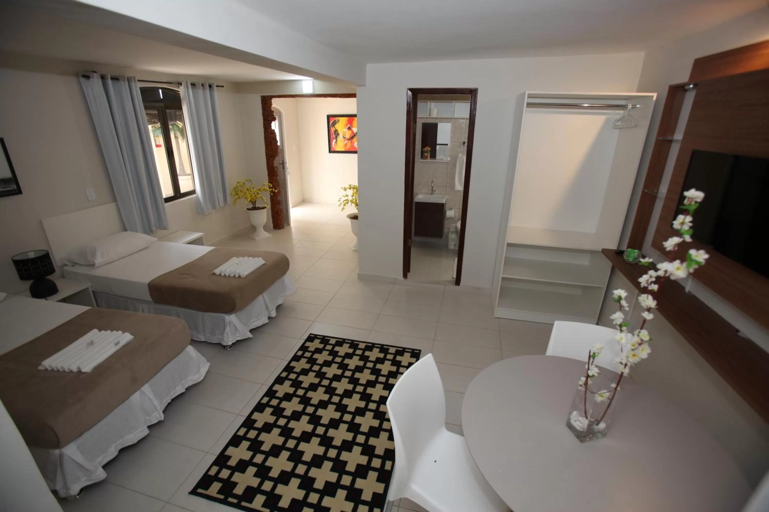 Toilet, Bed in Iguassu Flats Hotel