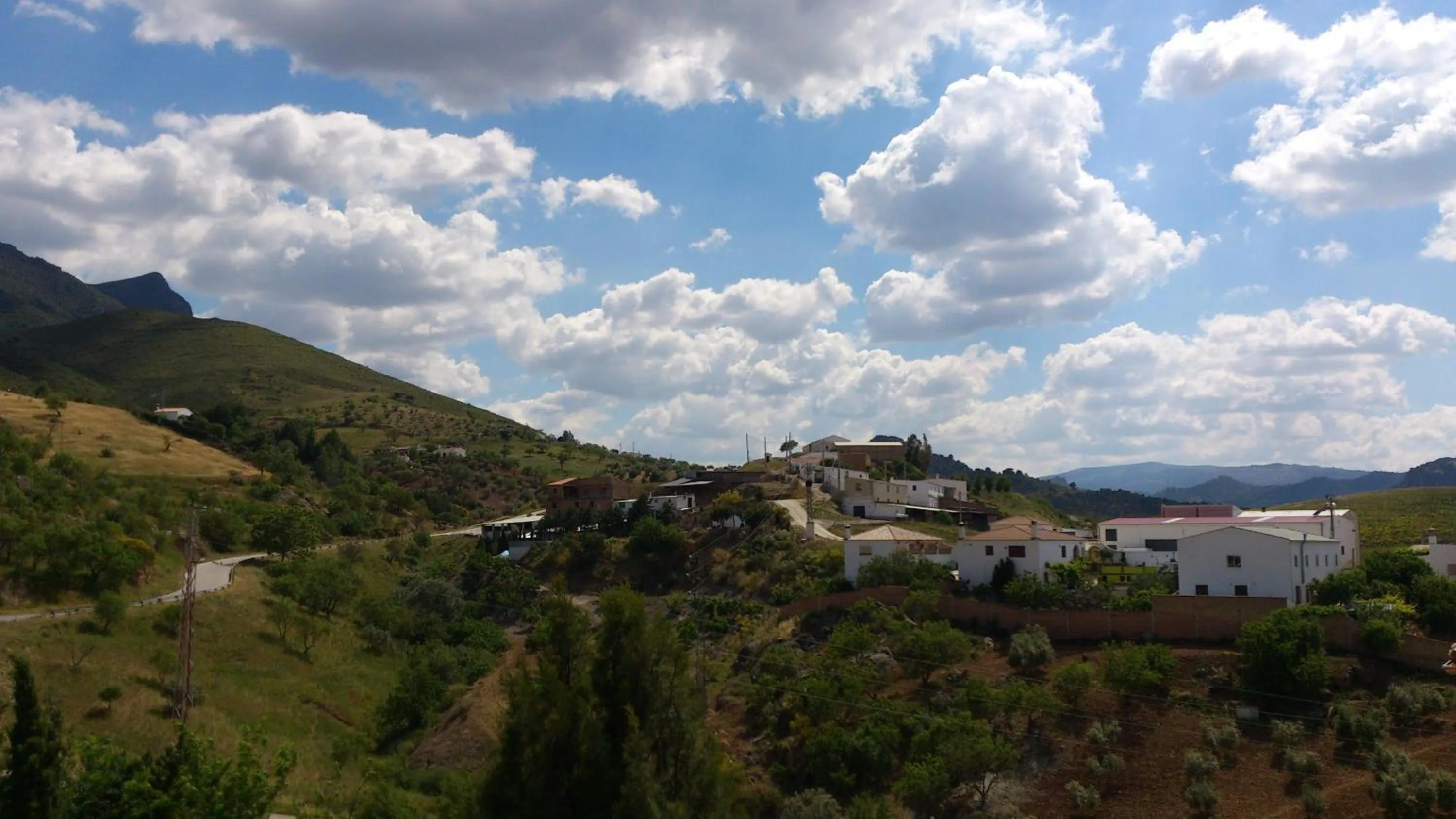 Day in Apartamentos Ardales