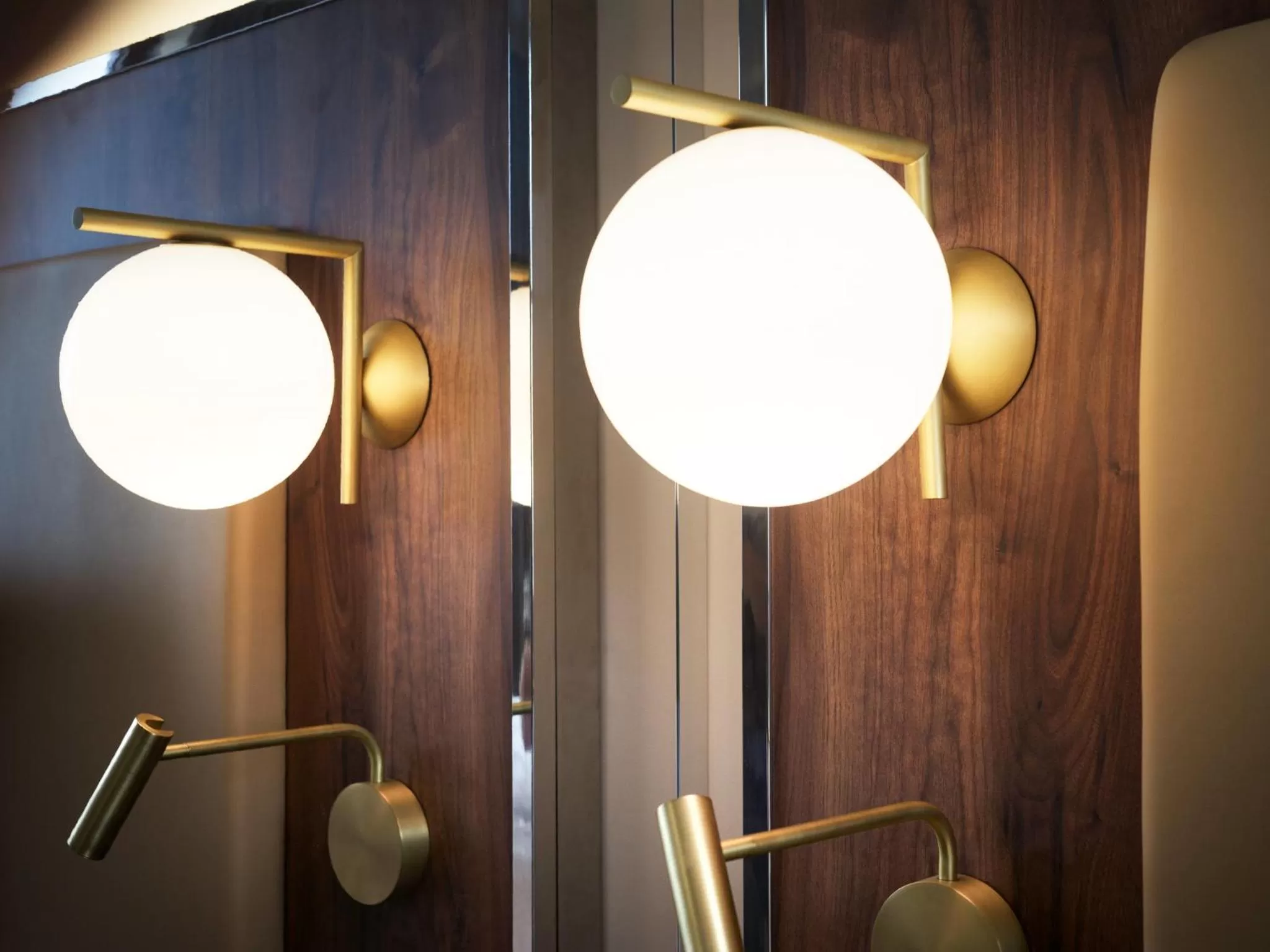 Bedroom in Pullman Paris Montparnasse