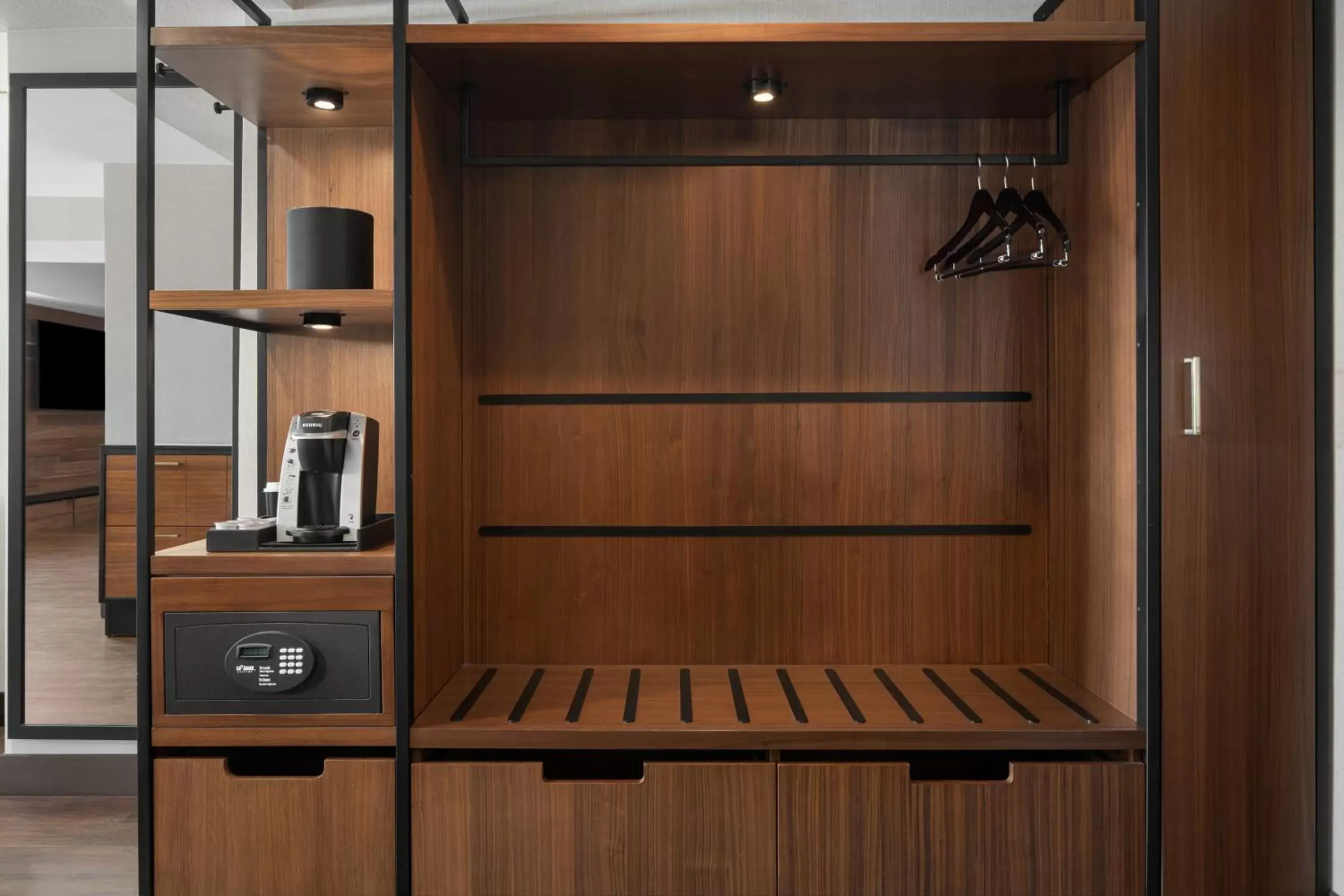 Suite in Hyatt Regency Westlake Suite in Hyatt Regency Westlake