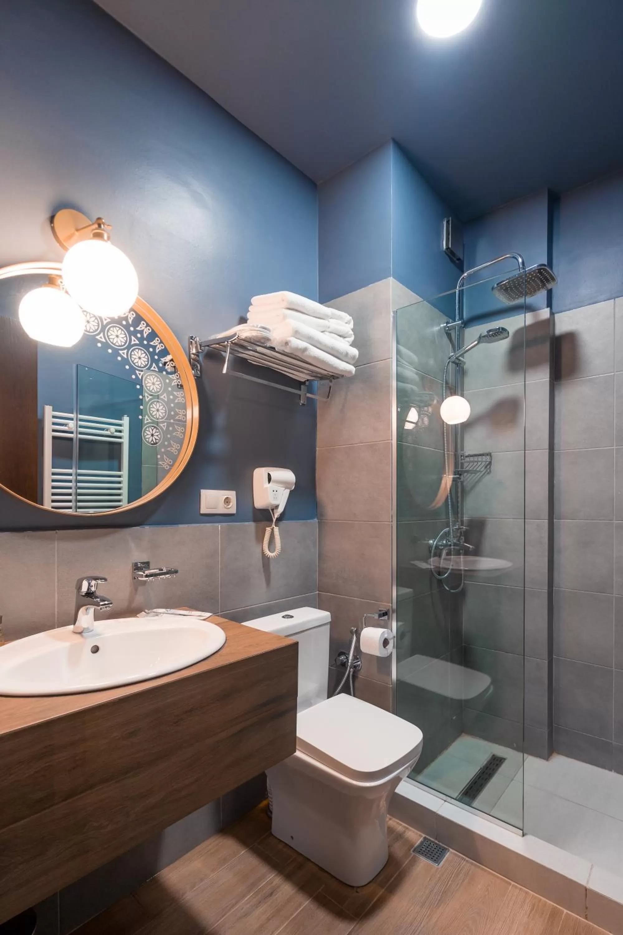 Shower in Matiane Boutique Hotel