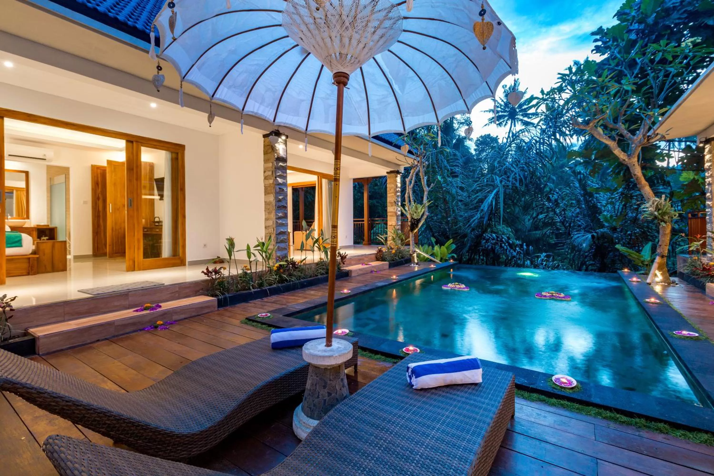 Swimming pool in The Pesaren Ubud