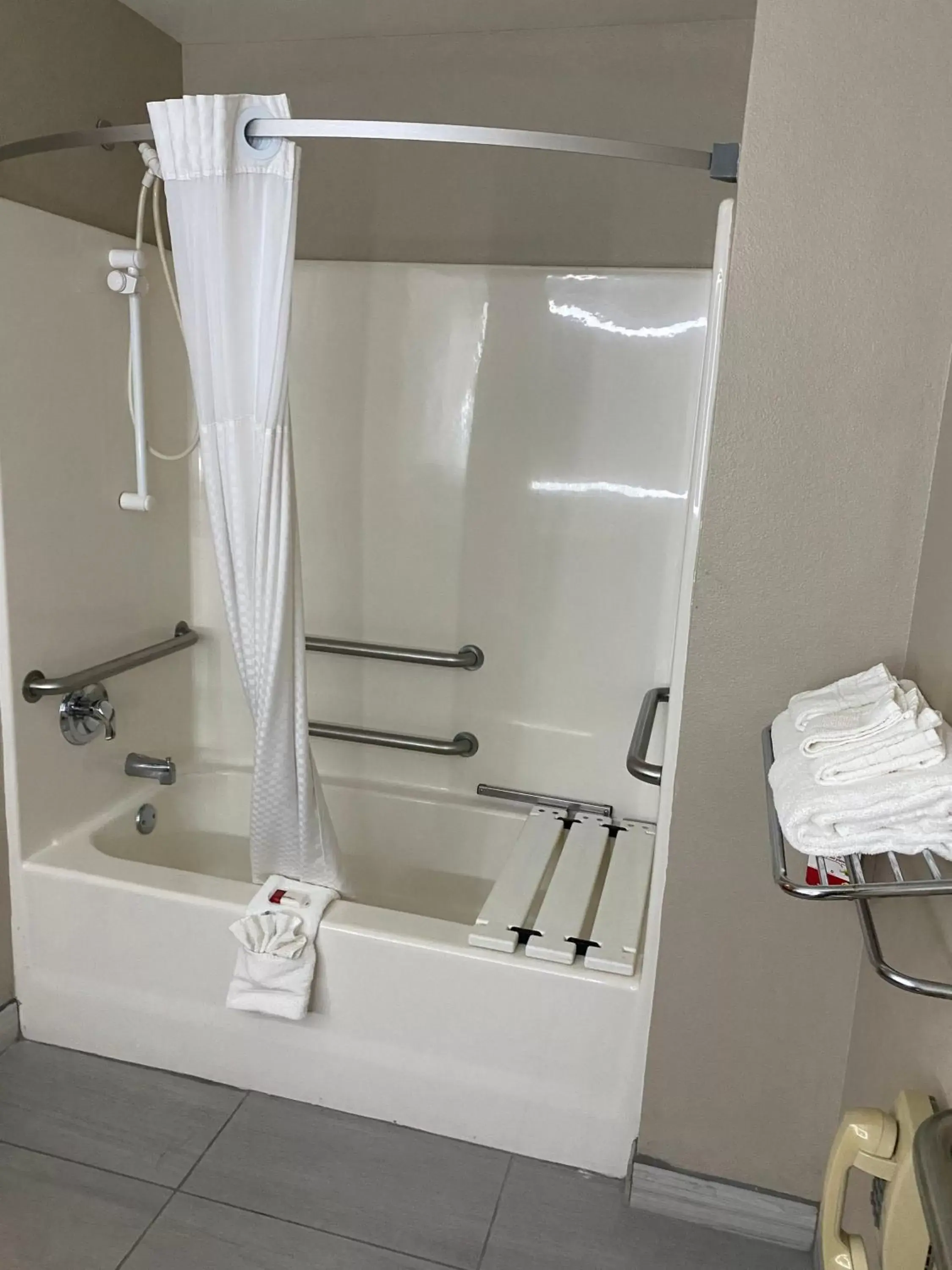 Queen Room - Disability Access/Non-Smoking in Super 8 by Wyndham Lynchburg VA Queen Room - Disability Access/Non-Smoking in Super 8 by Wyndham Lynchburg VA