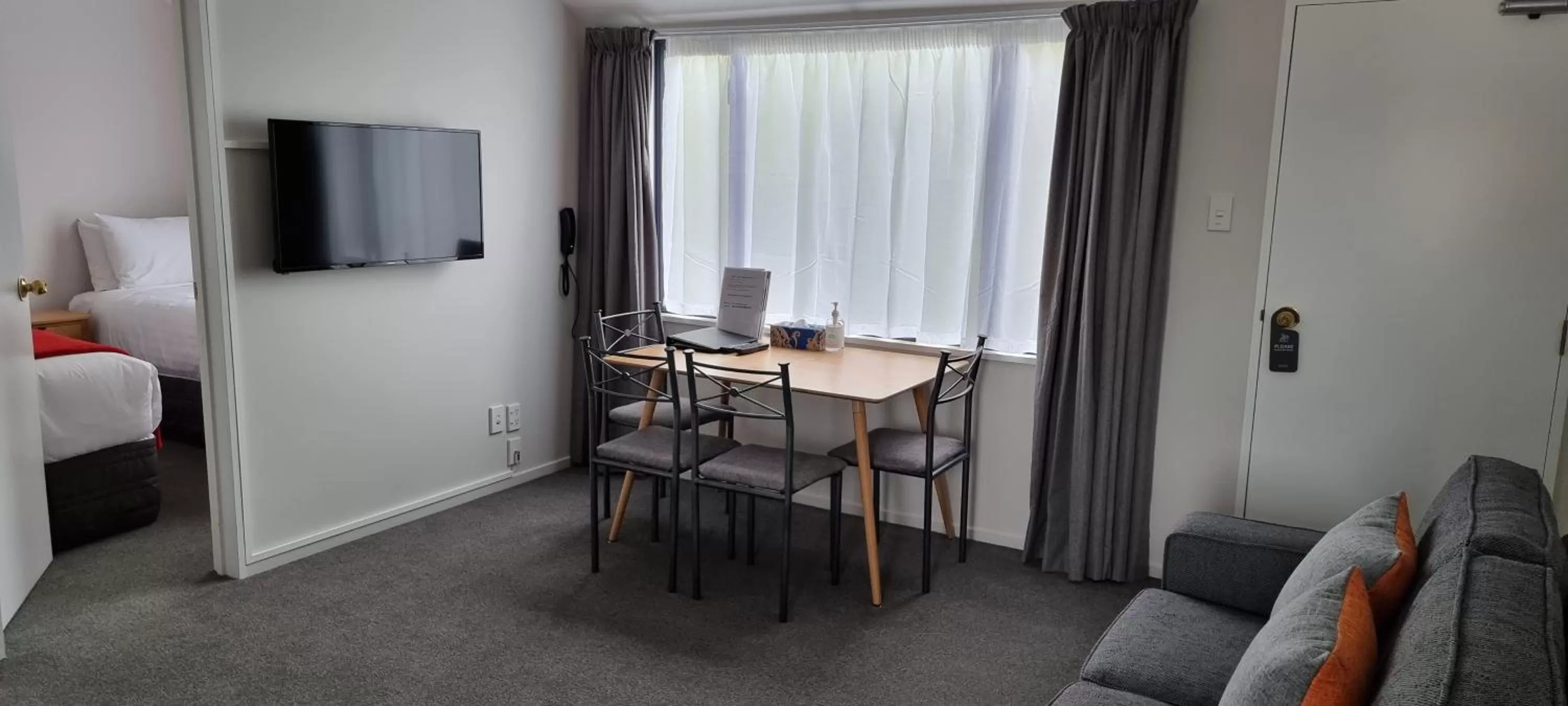 TV and multimedia, Bed in Riccarton Mall Motel