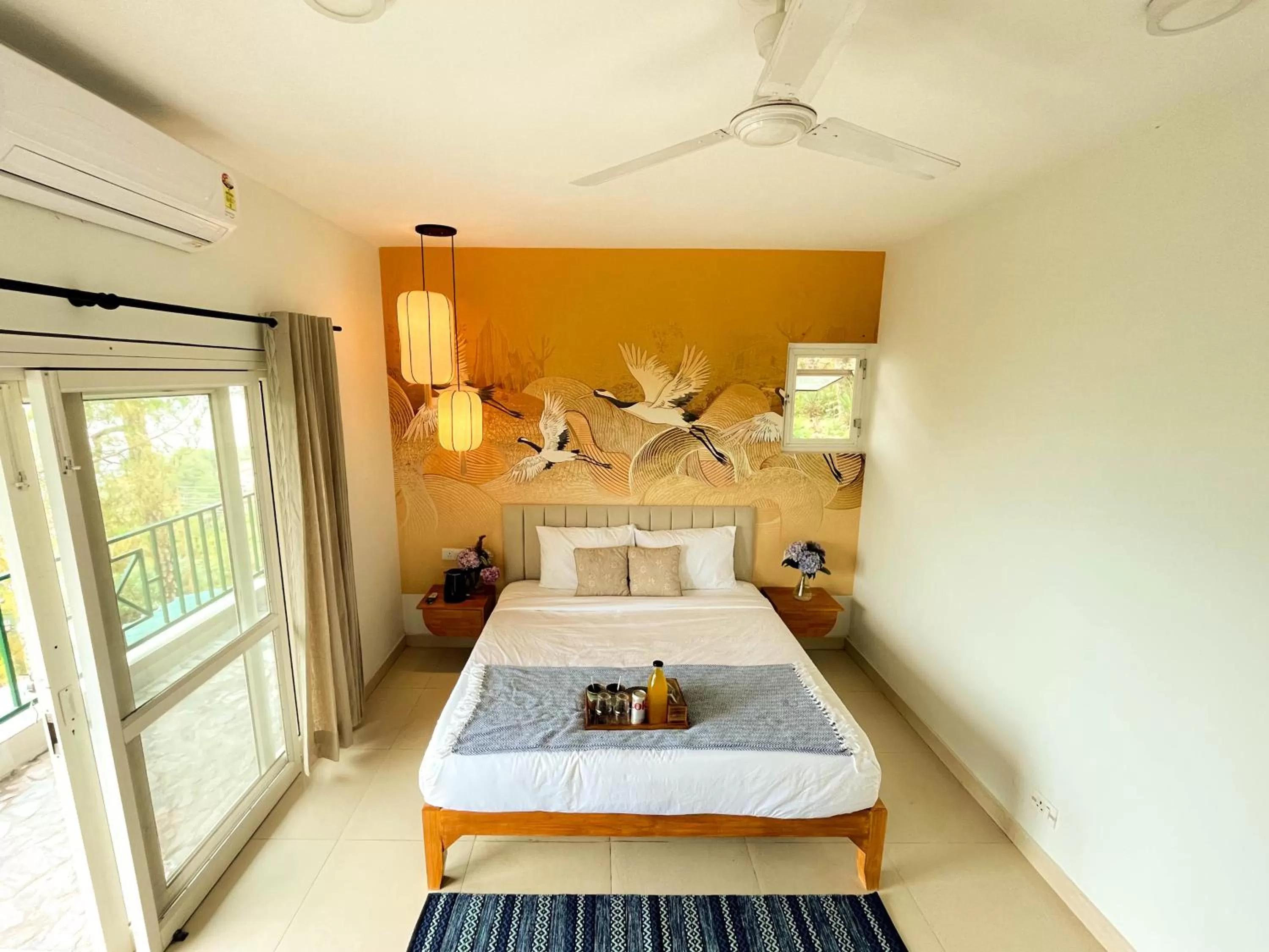 Bed in Seclude Kasauli, Himachal Pradesh