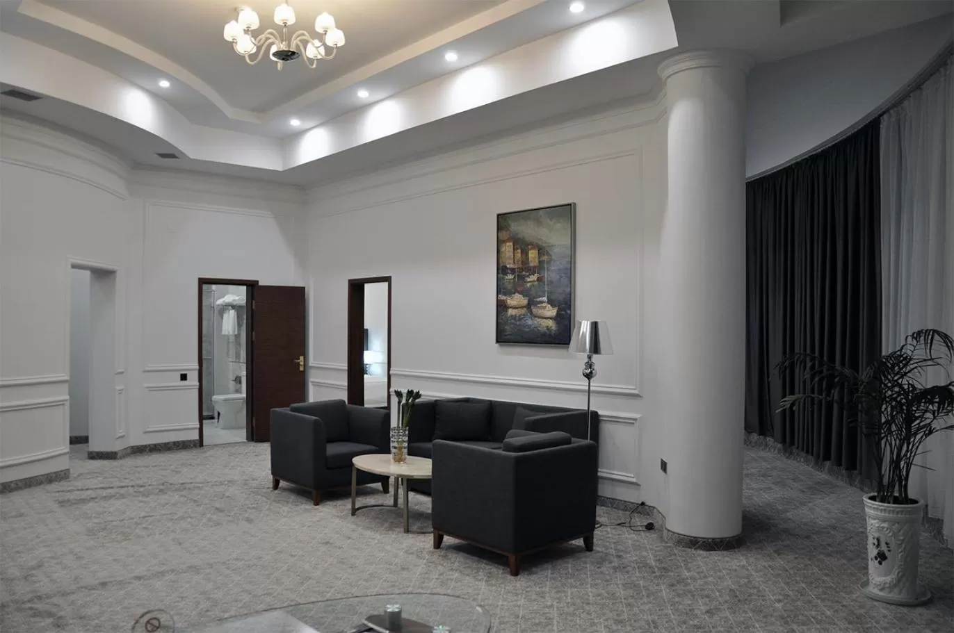 Parliament Palace Hotel