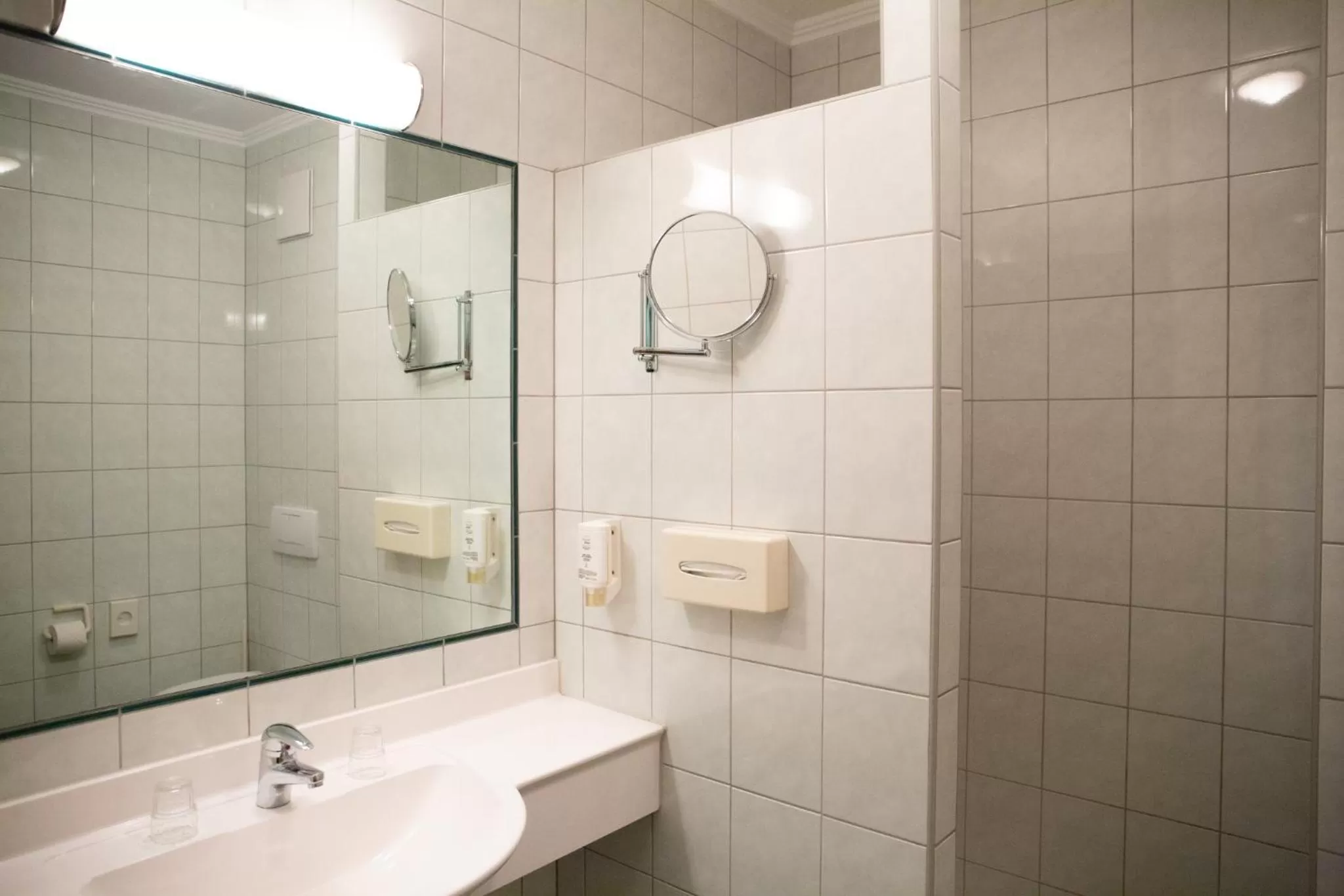 Bathroom in BIRKENHOF - Tag und Nacht perfekt verbracht!