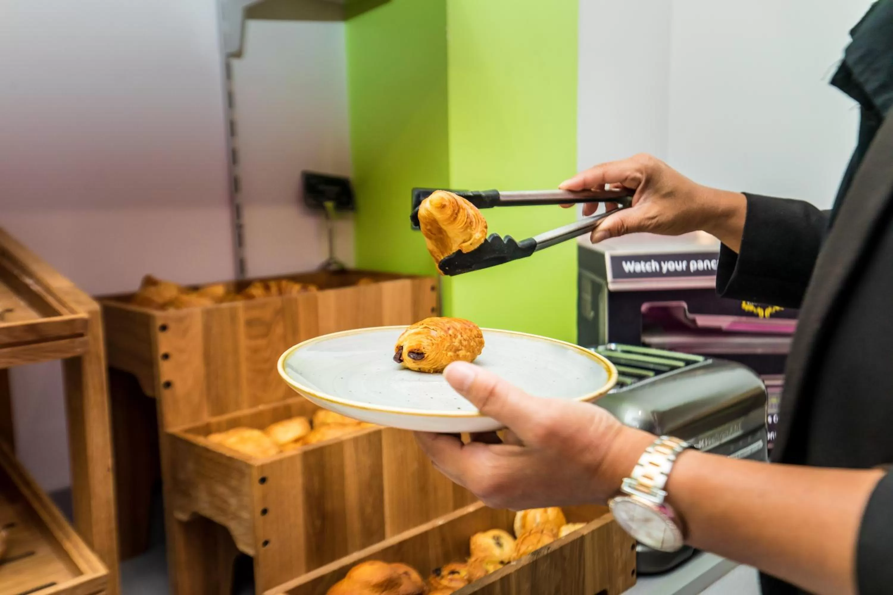 Breakfast in HOTEL DE PARIS MONTPARNASSE