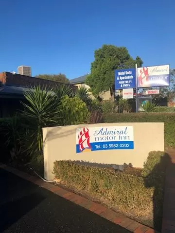 Property logo or sign in Admiral Motor Inn