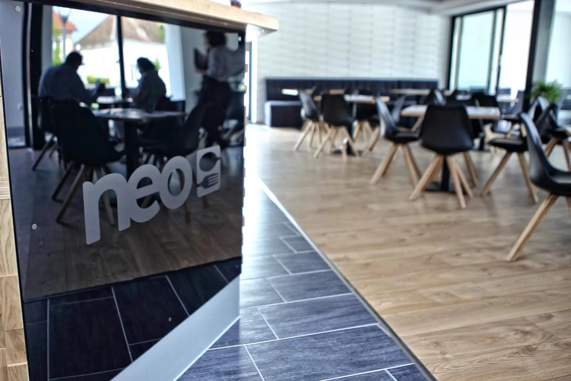 Restaurant/places to eat in Hotel Viktória