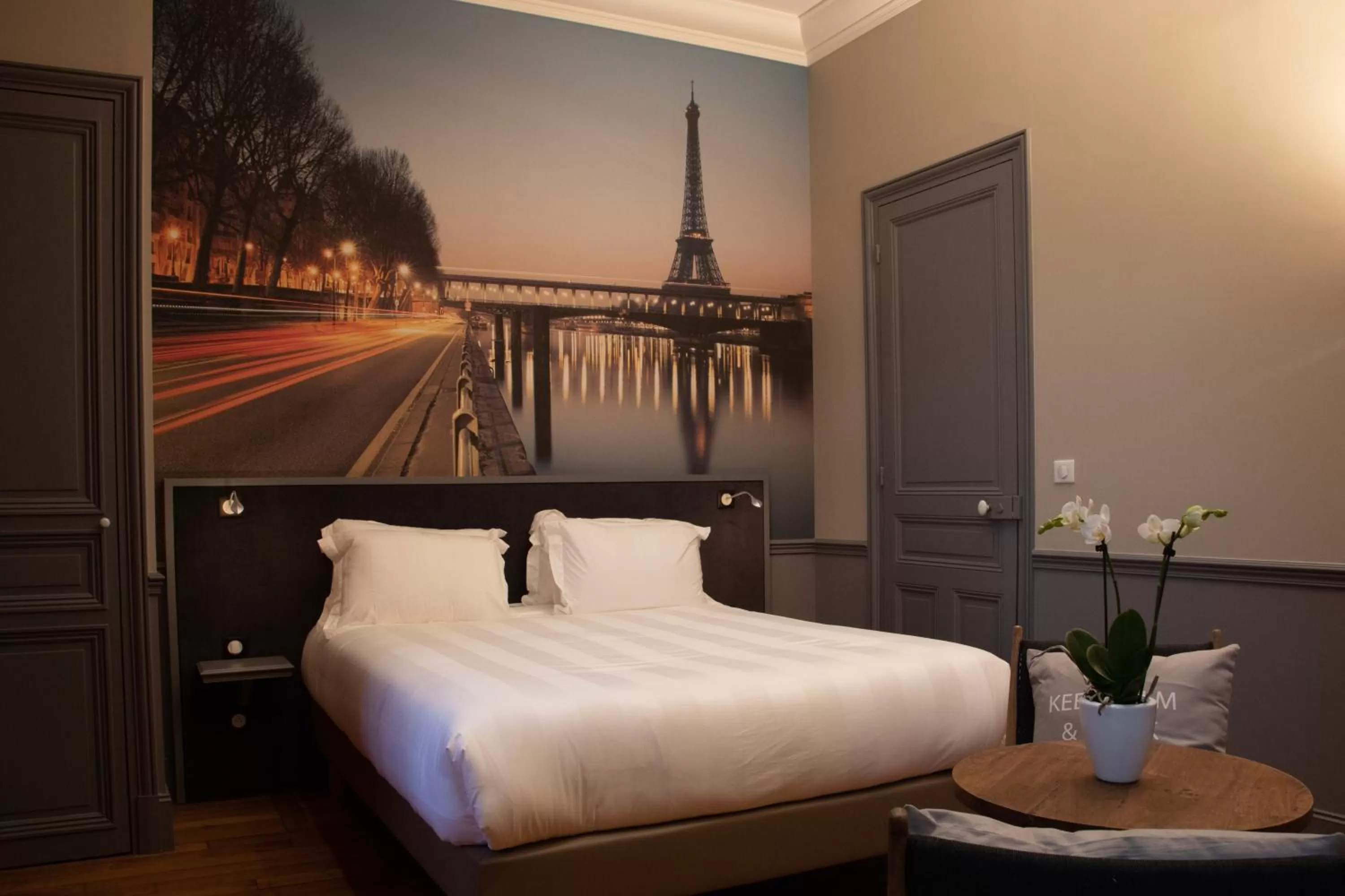 Bed in La Cave de l'Avenue de champagne