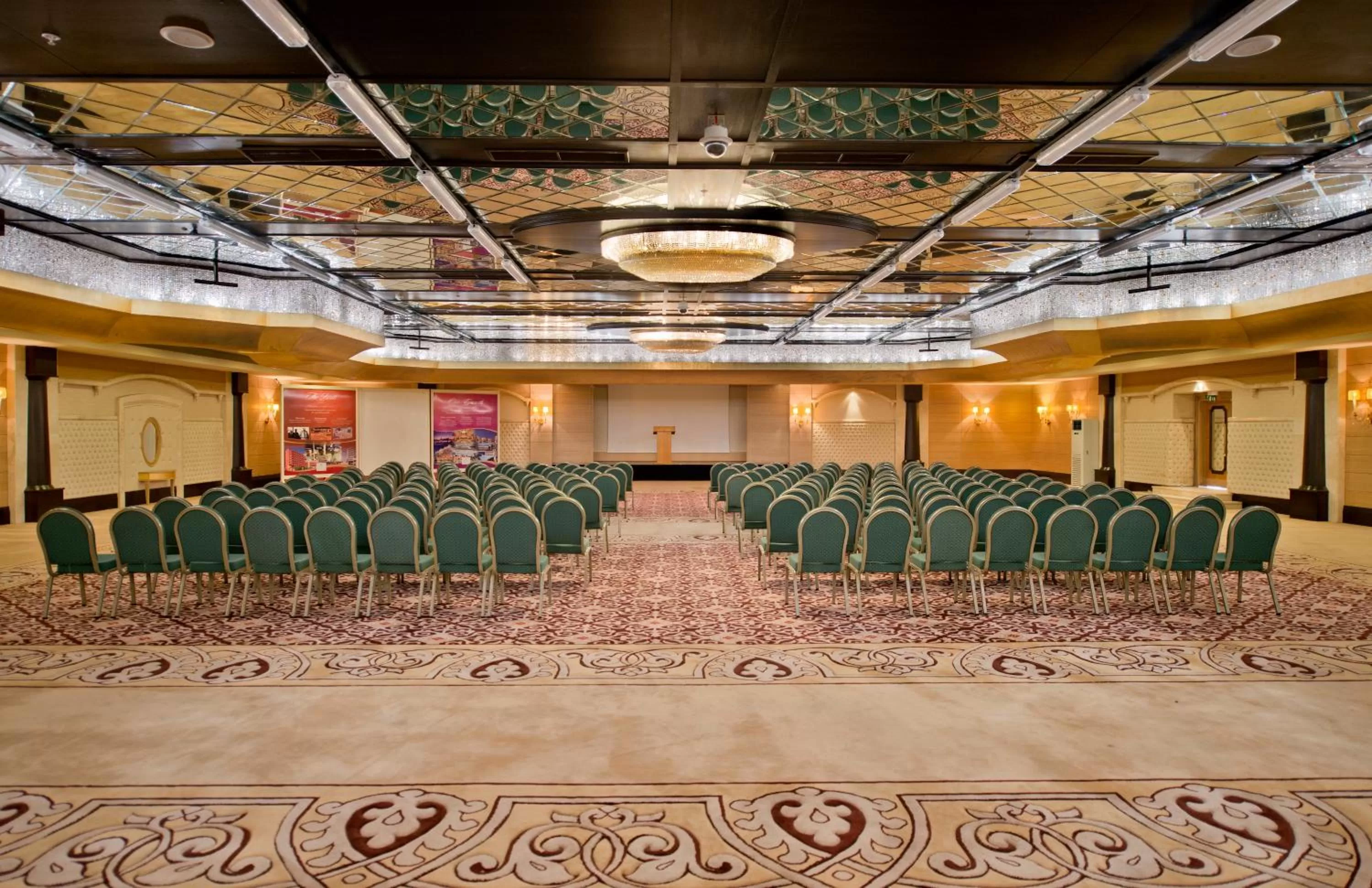 Business facilities in Kamelya Selin Hotel Luxury Resort & SPA