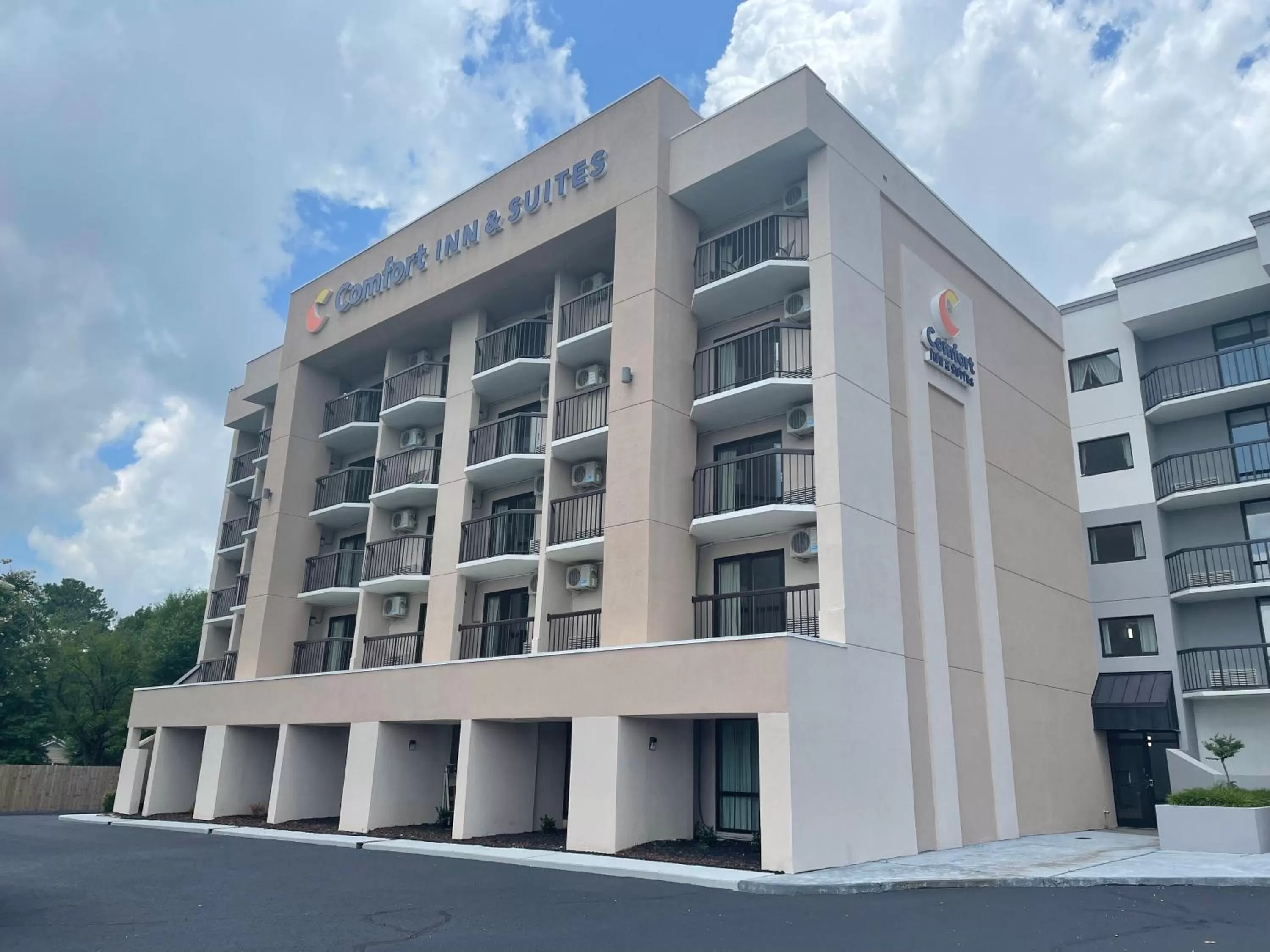 Property building in Comfort Inn & Suites Spring Lake - Fayetteville near Fort Bragg