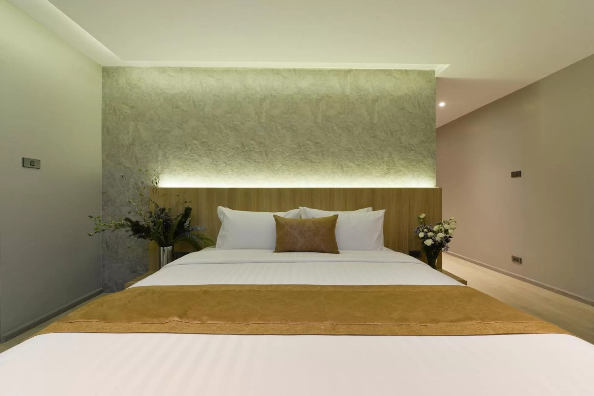 Bed in Aspira Tropical Residence Thong Lor