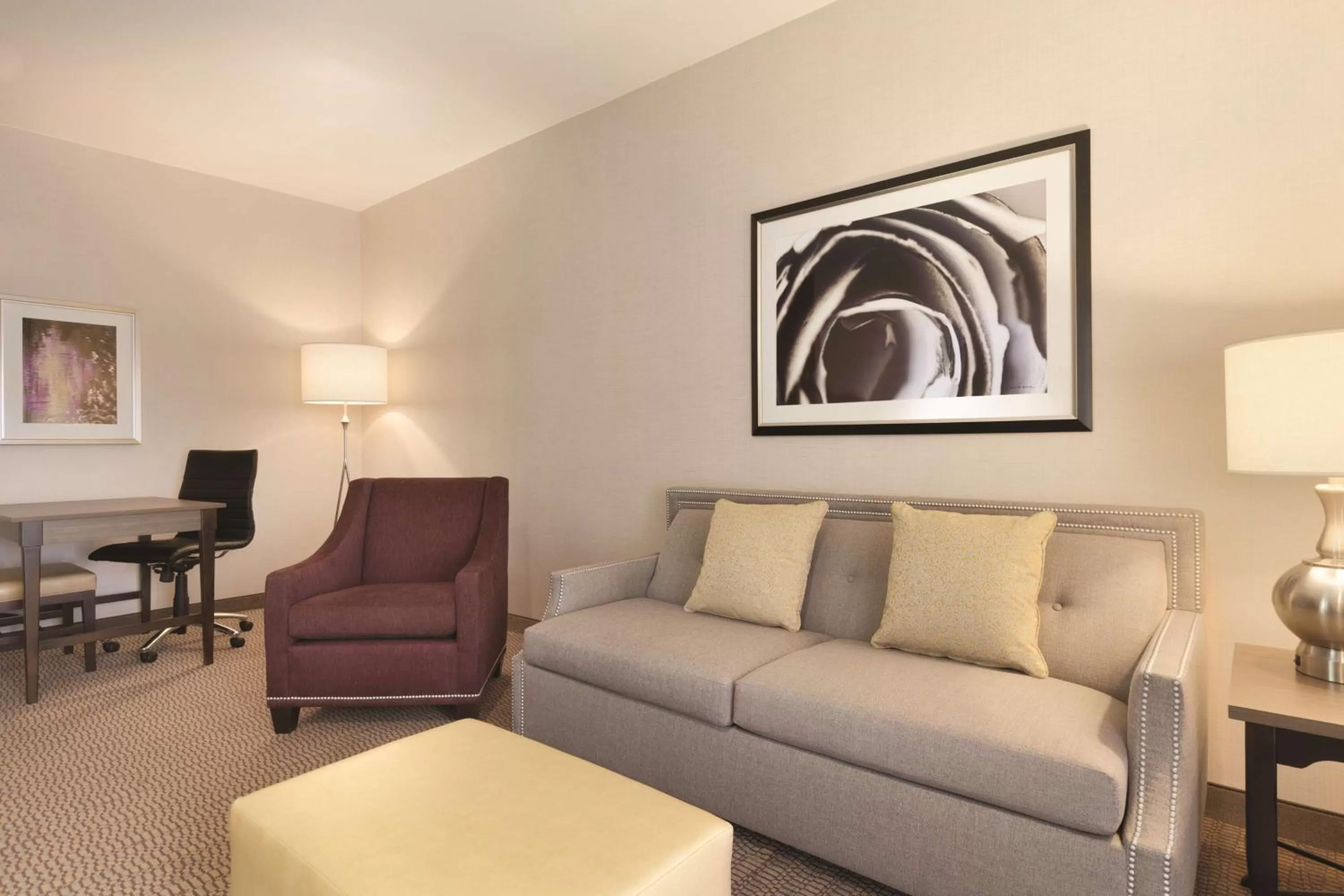 Bedroom in Embassy Suites by Hilton Temecula Valley Wine Country