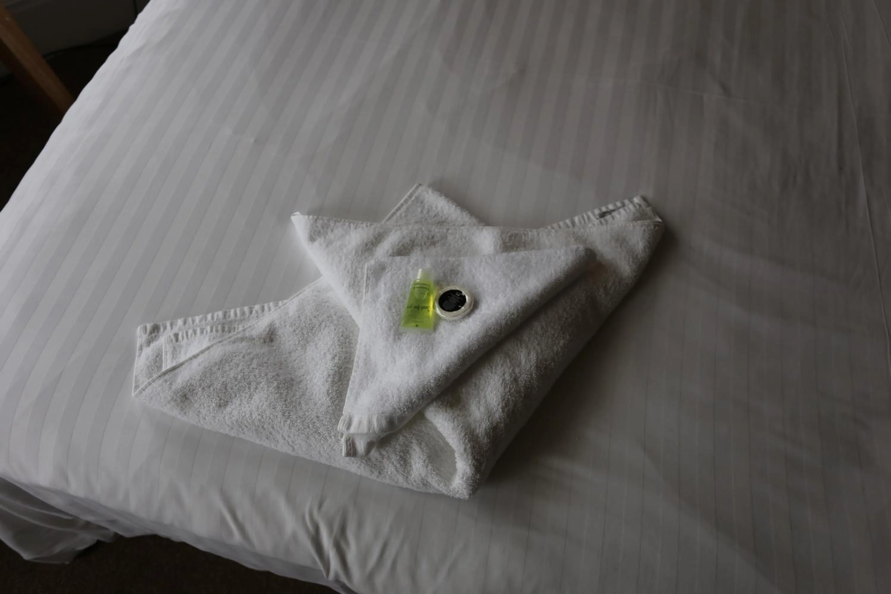 Bedroom in Charlie Hotel