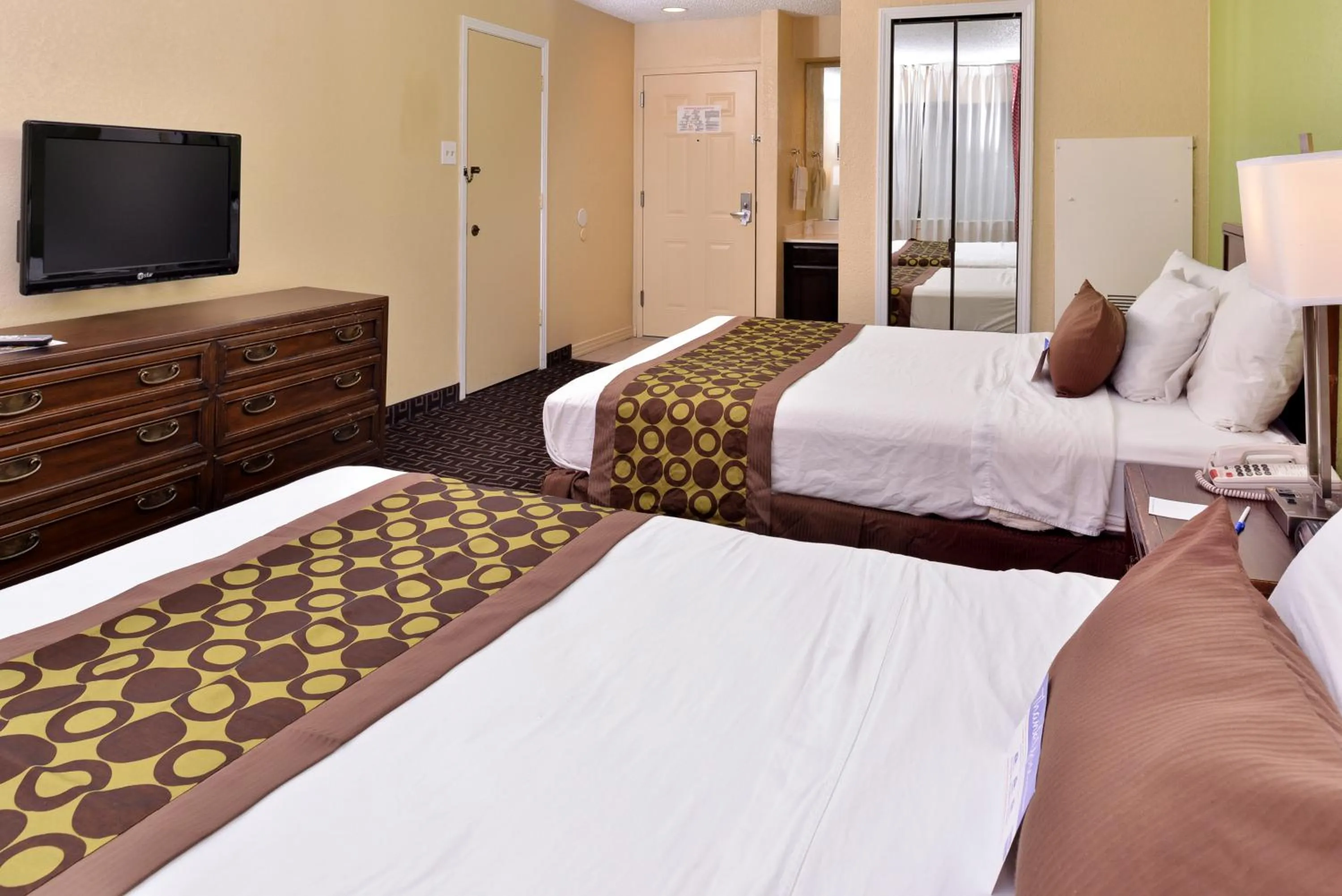 Bedroom in Americas Best Value Inn & Suites Extended Stay - Tulsa