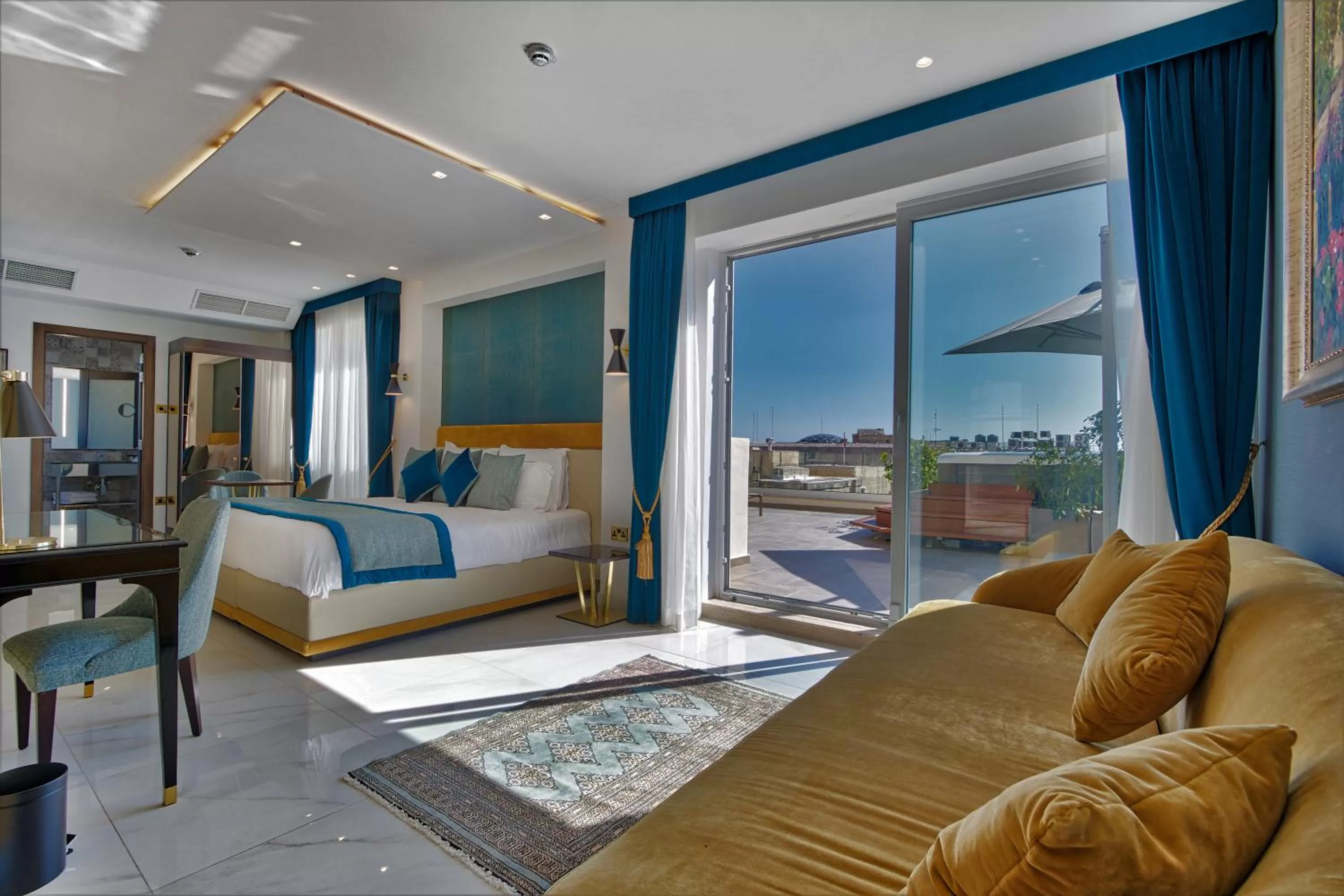 Bed in Palazzo Rosaria Boutique Hotel