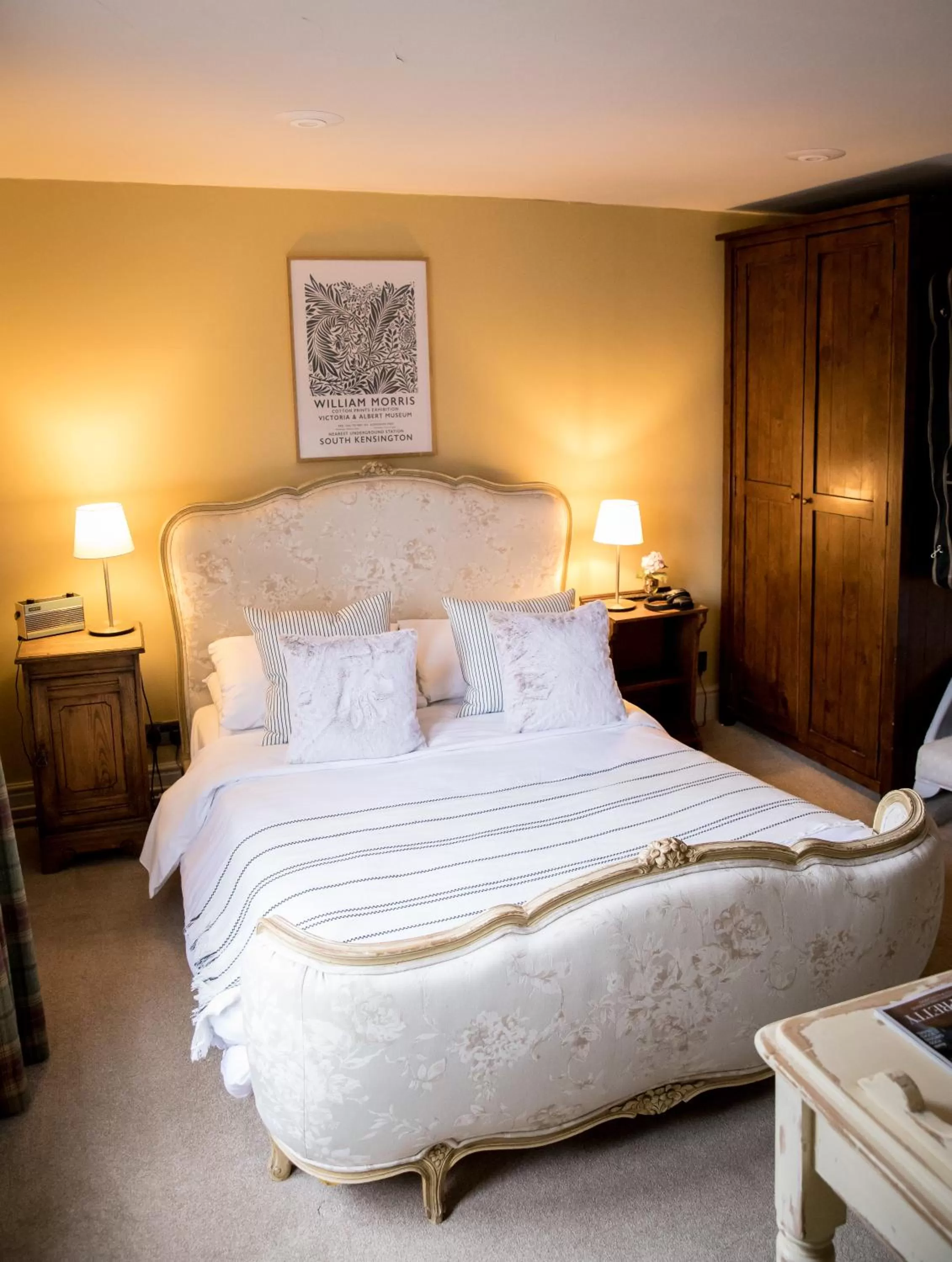 Bed in The Black Swan Inn